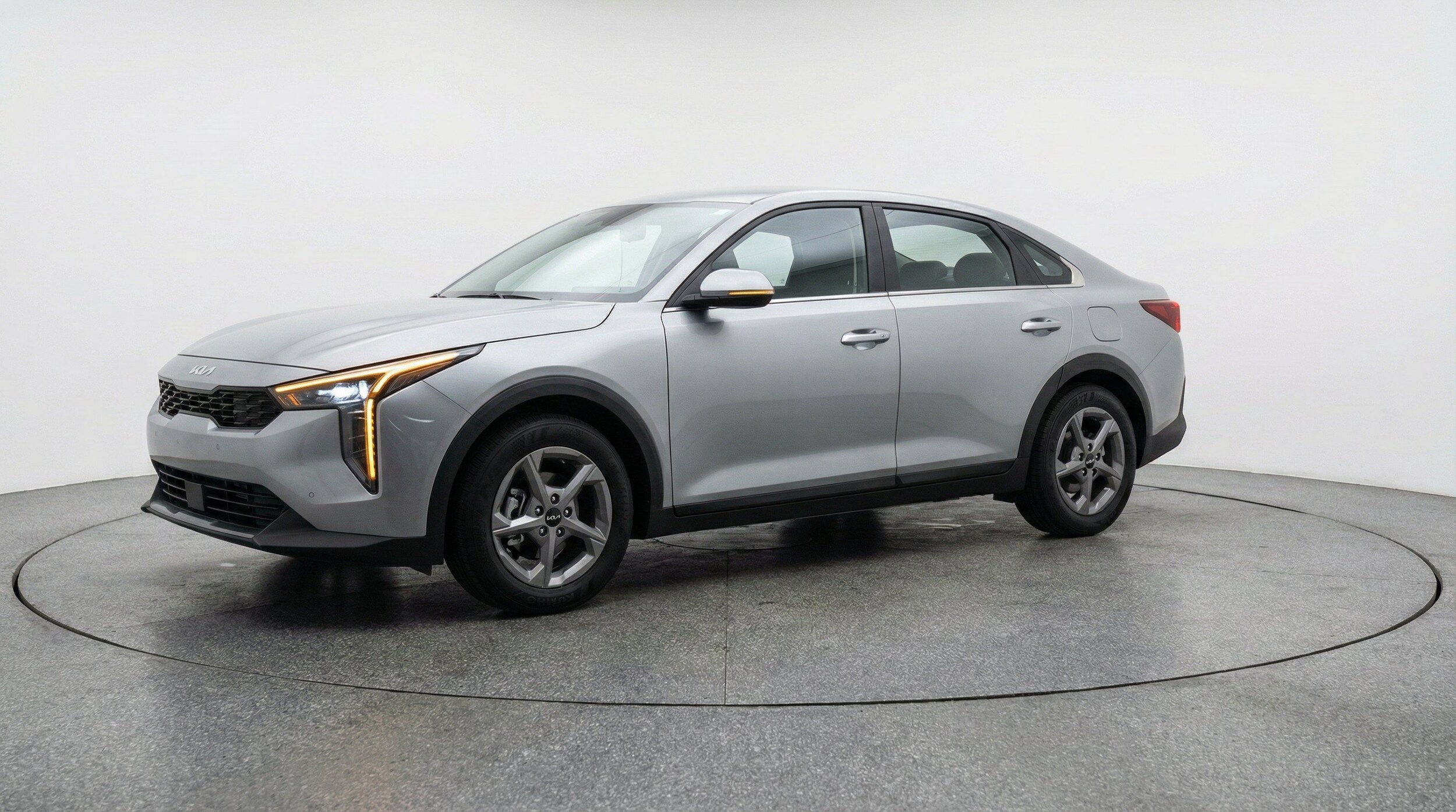 Thumbnail: 2026 Kia K4 - 3