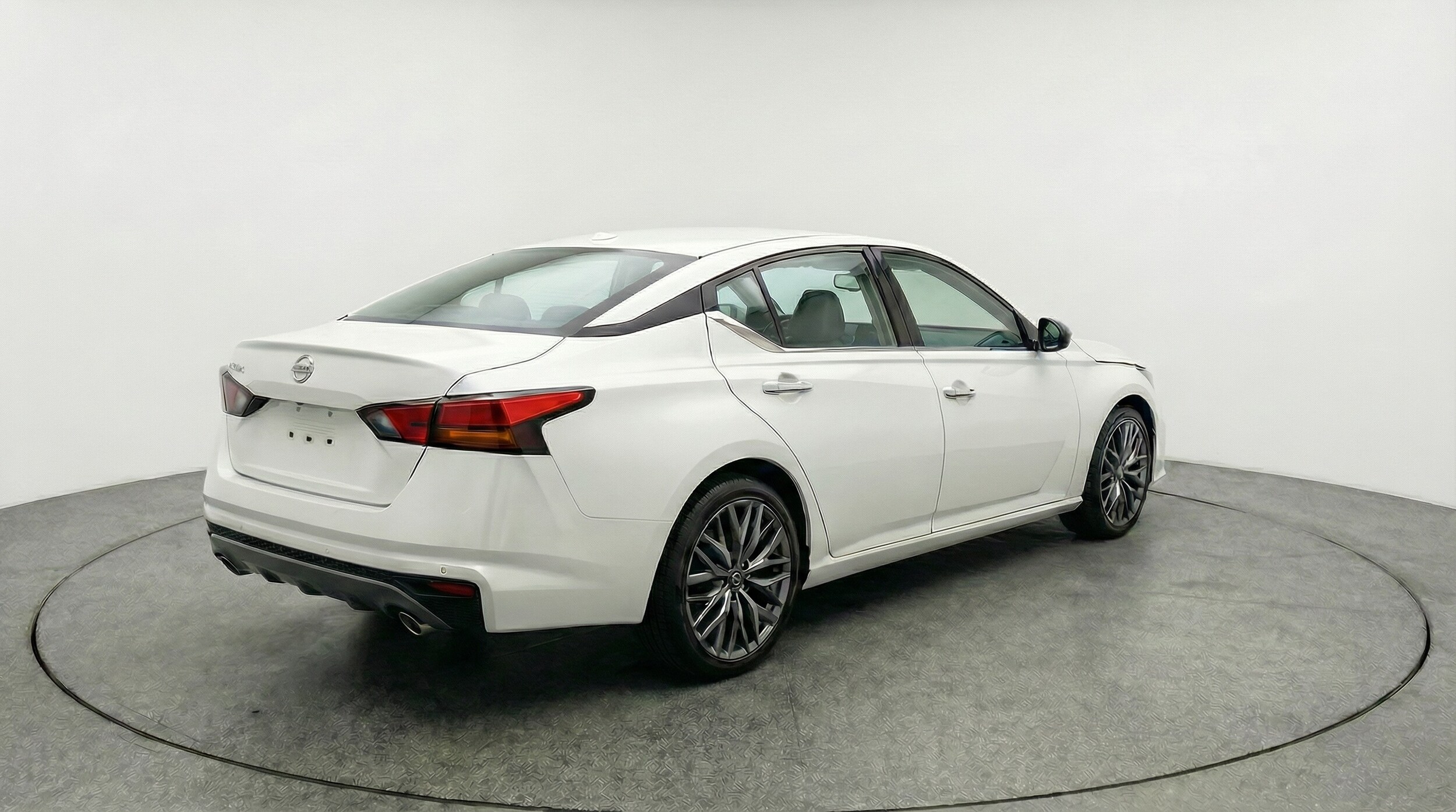 Thumbnail: 2025 Nissan Altima - 7