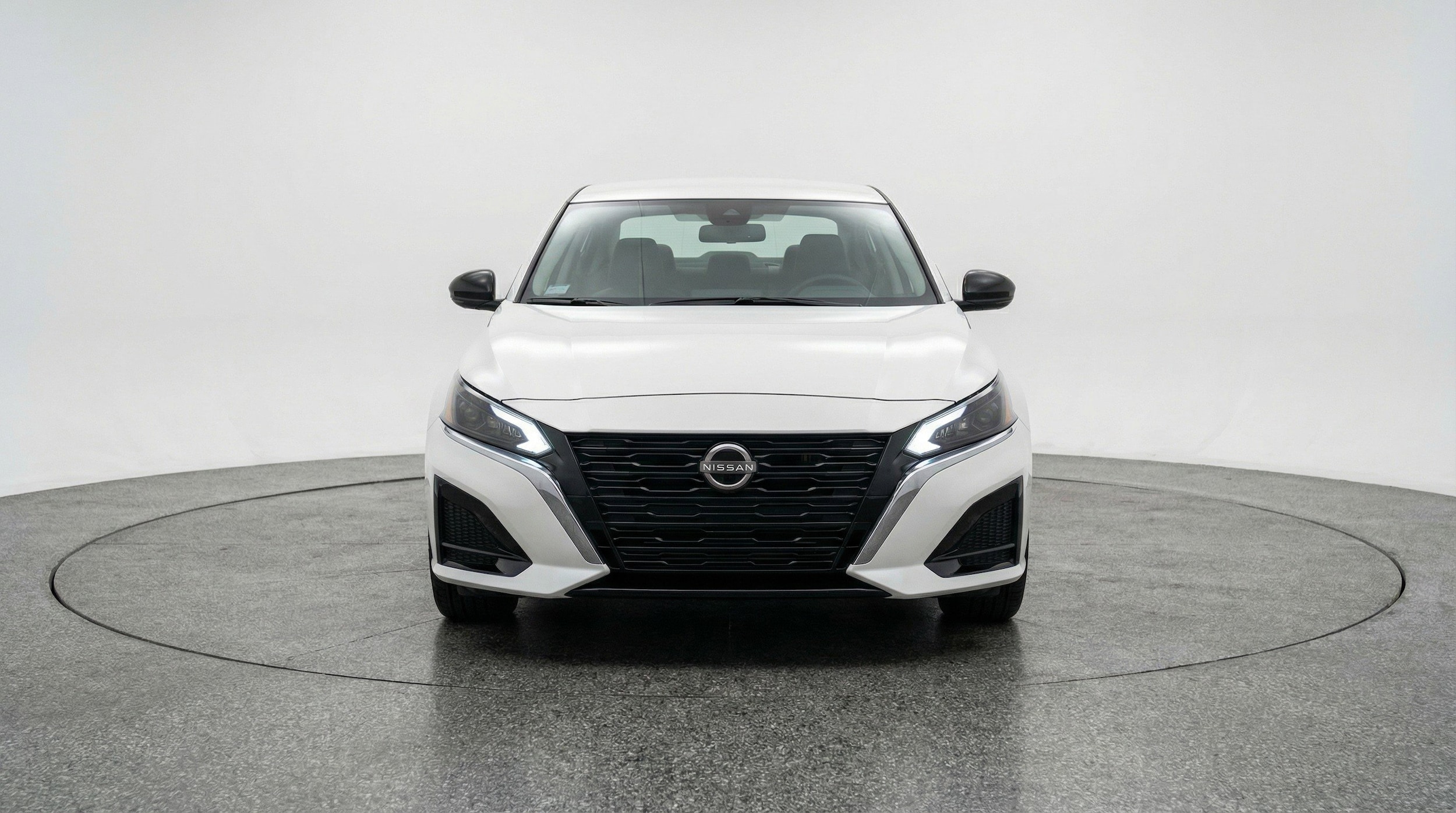 Thumbnail: 2025 Nissan Altima - 2