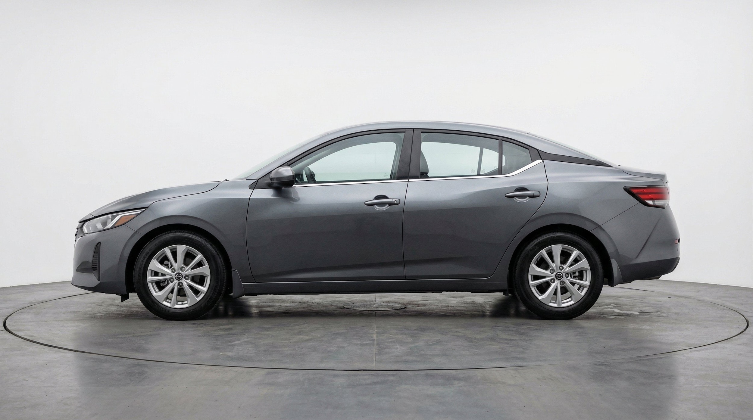 Thumbnail: 2025 Nissan Sentra - 5
