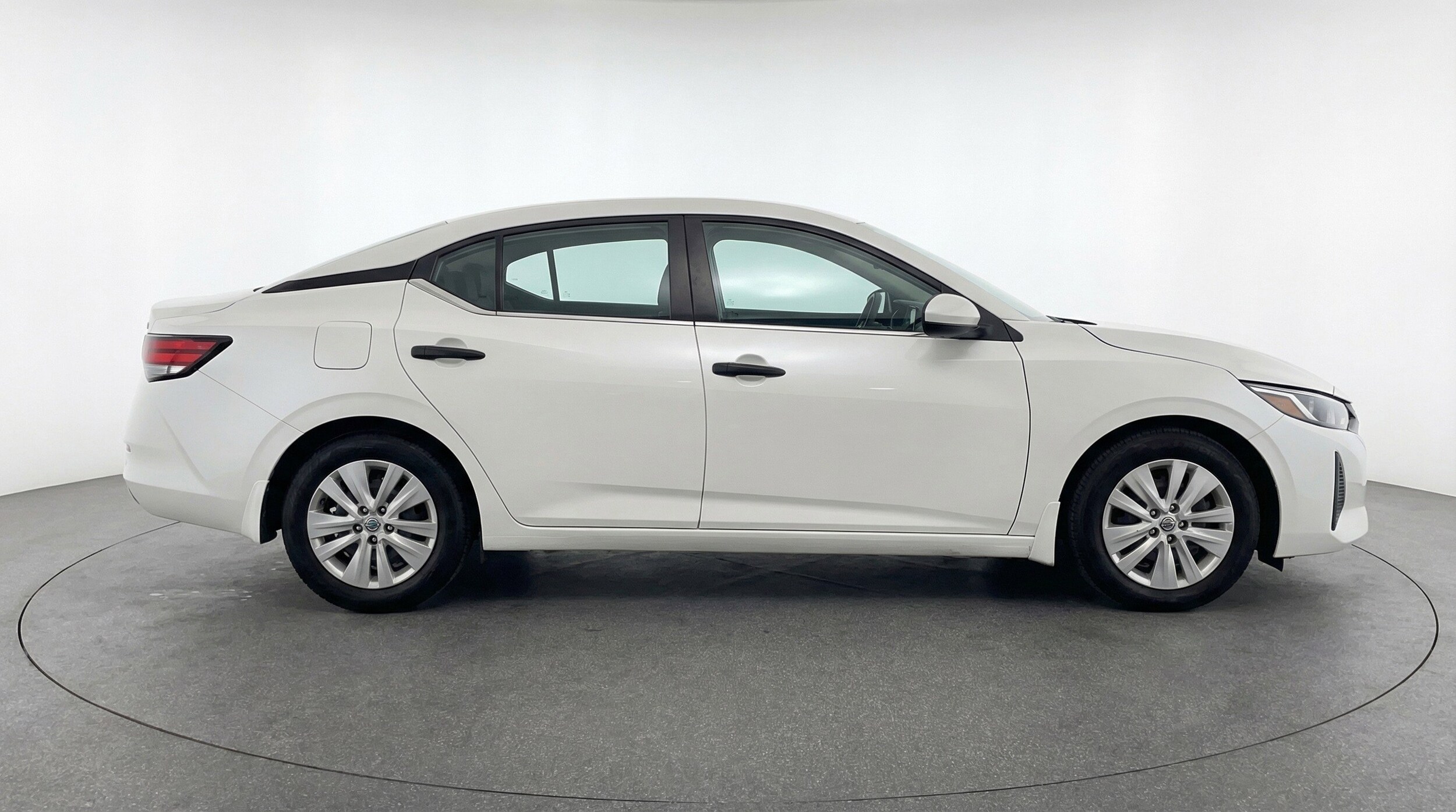 Thumbnail: 2025 Nissan Sentra - 11