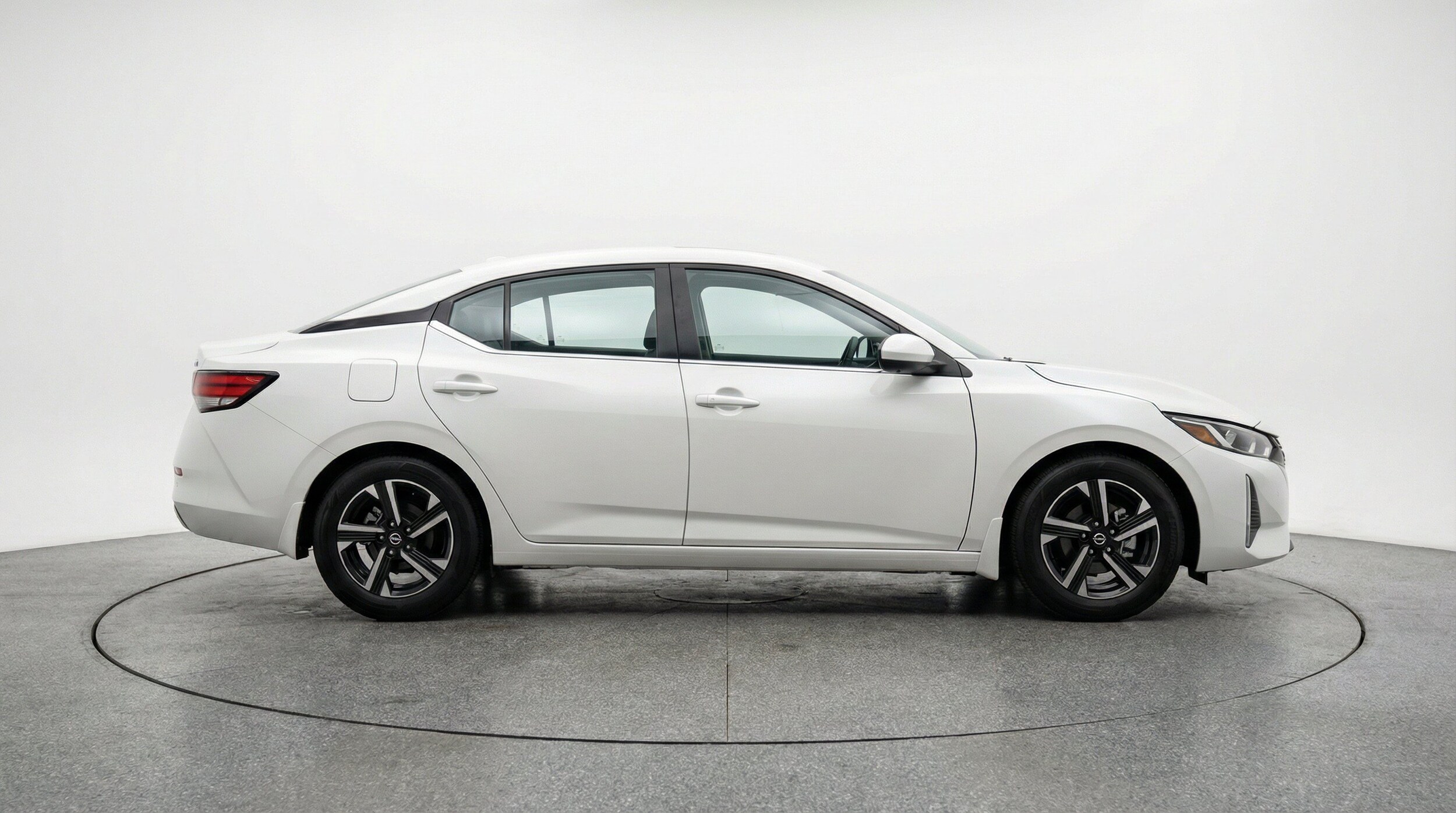 Thumbnail: 2025 Nissan Sentra - 11