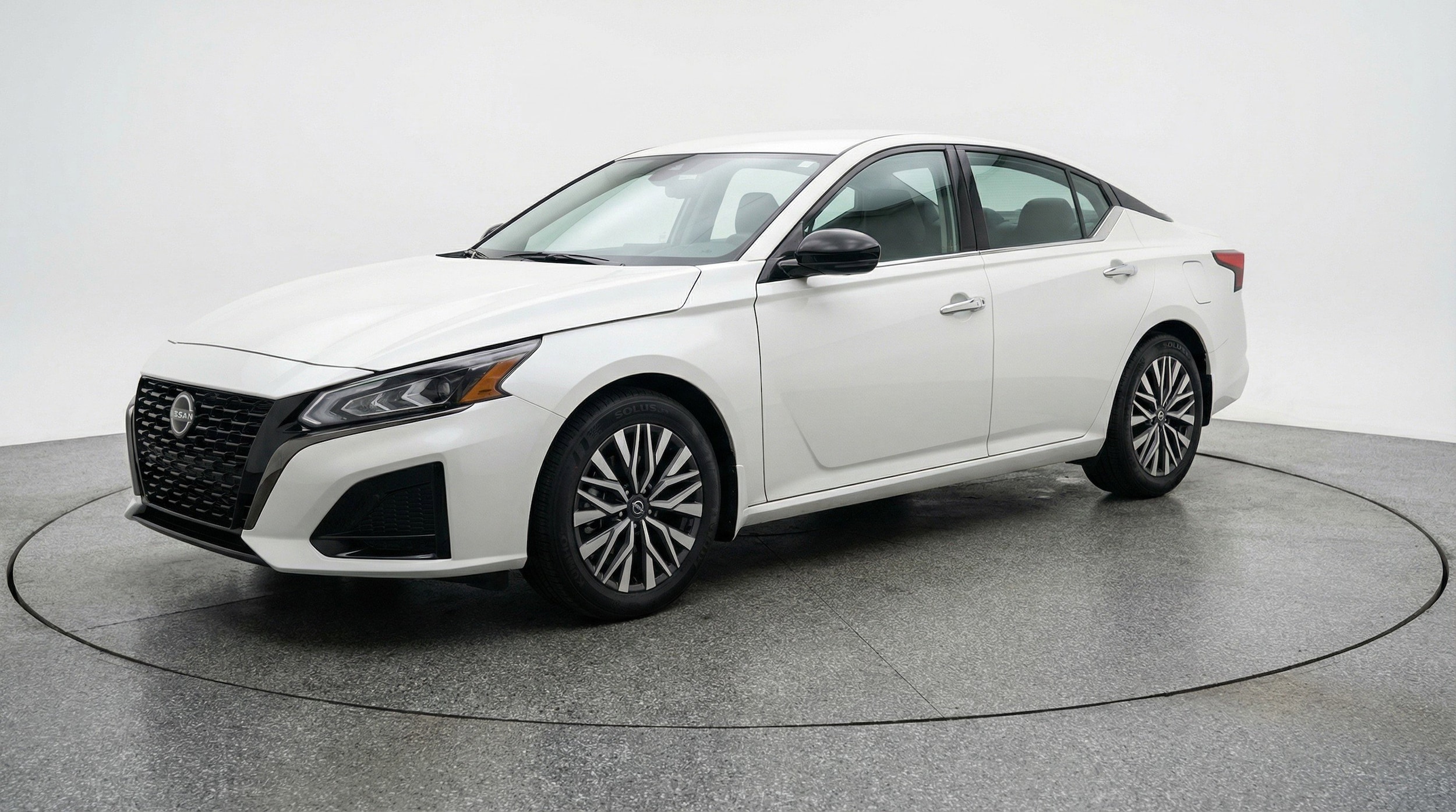 Thumbnail: 2025 Nissan Altima - 3