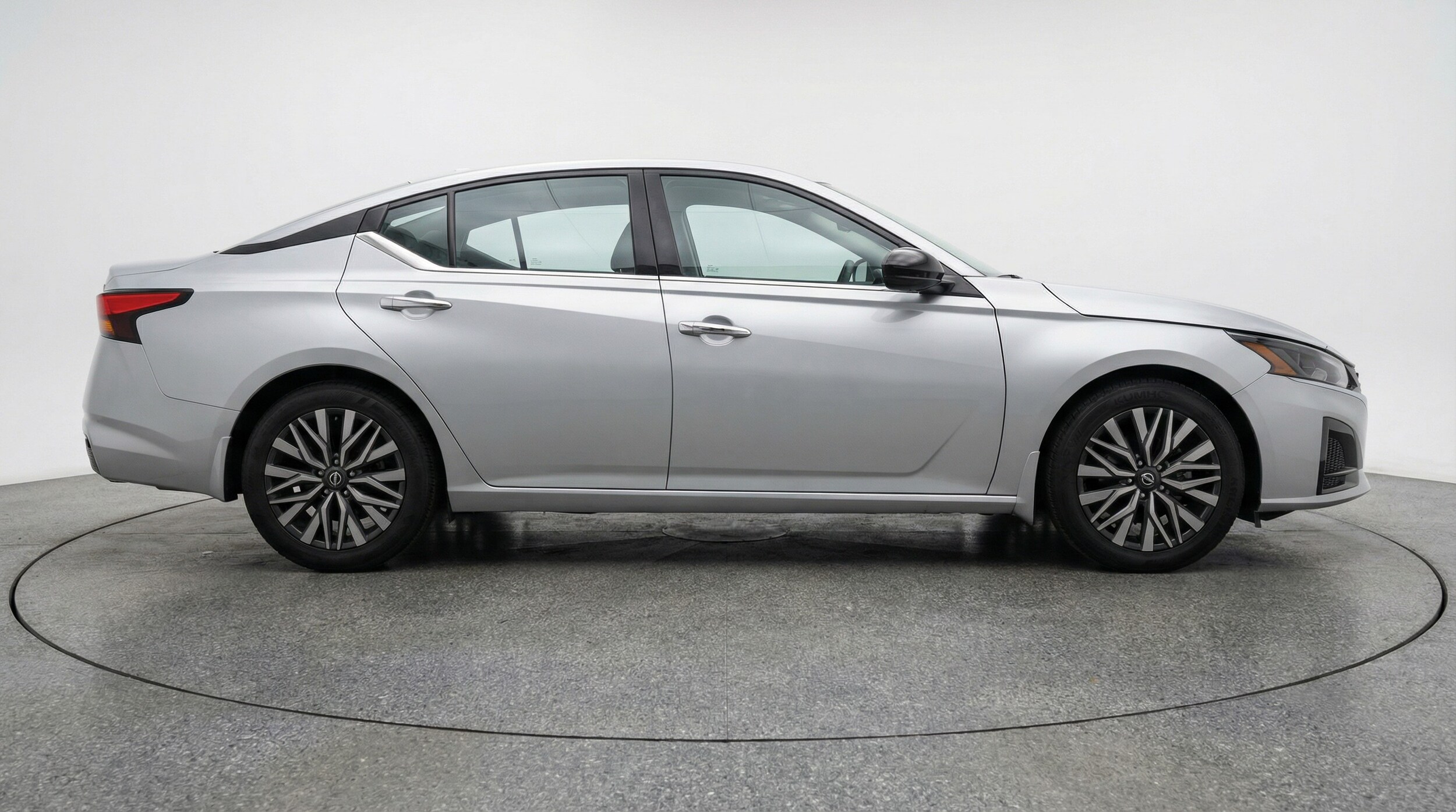 Thumbnail: 2025 Nissan Altima - 8