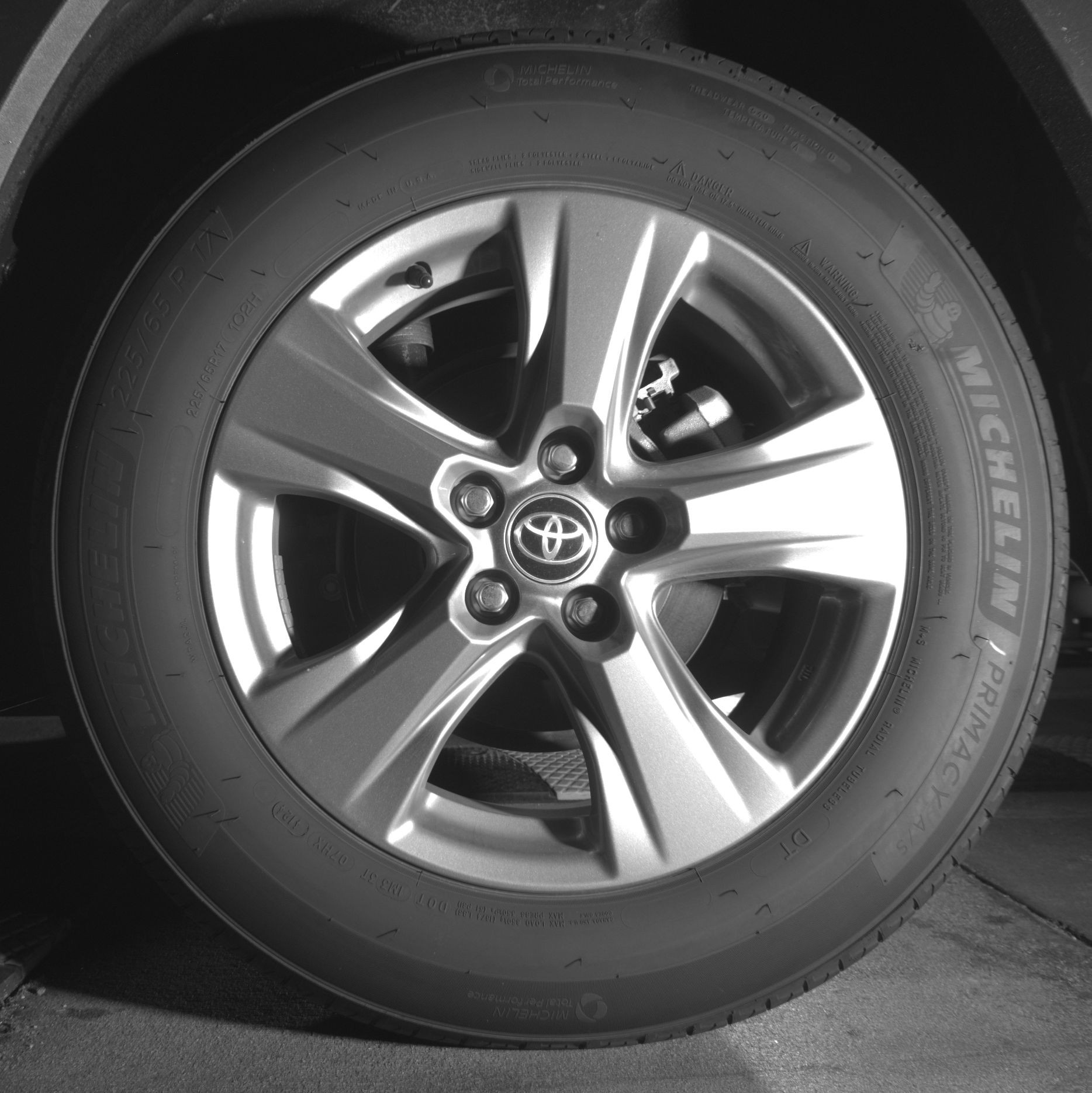 Thumbnail: 2025 Toyota RAV4 - 11