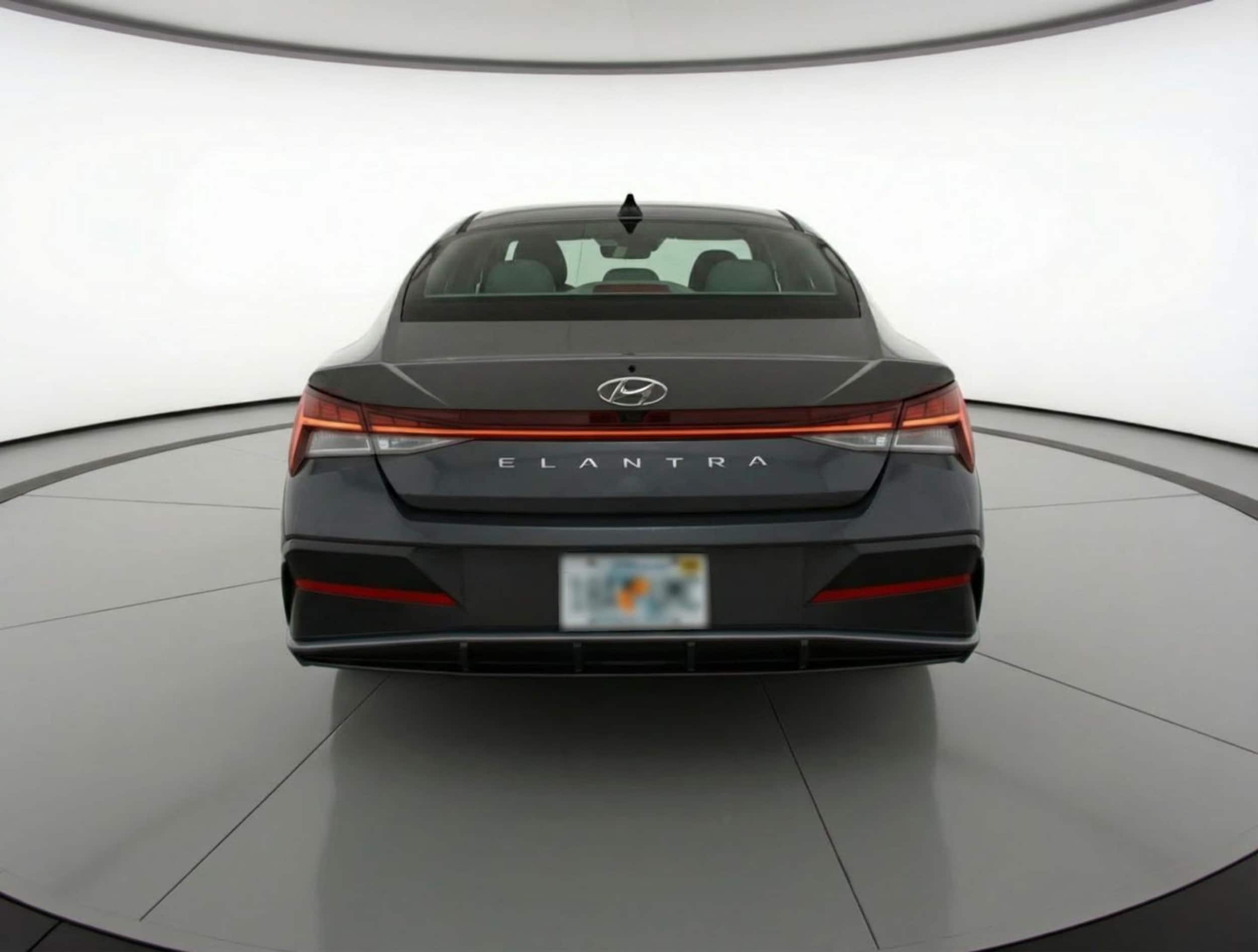 Thumbnail: 2025 Hyundai Elantra - 6