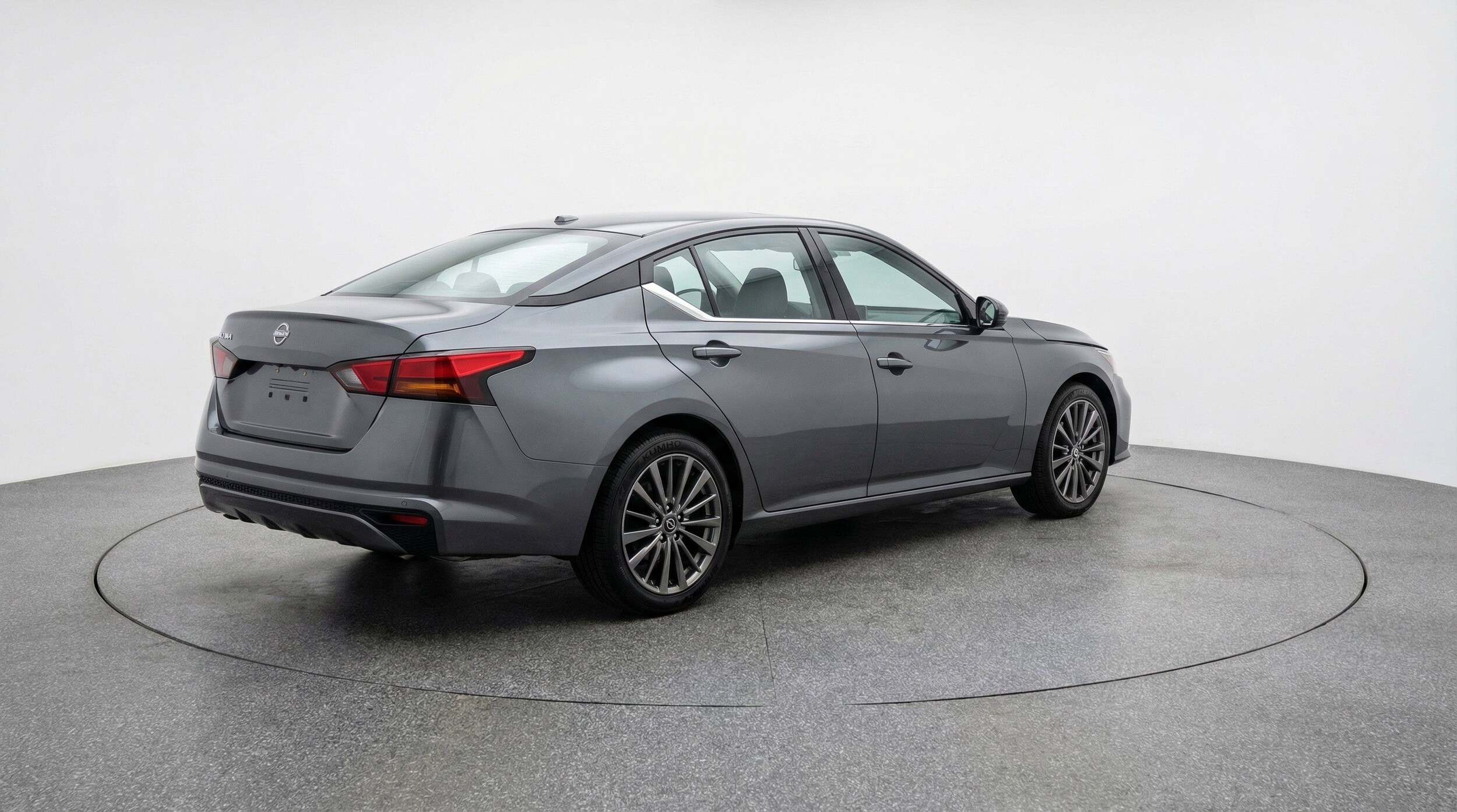 Thumbnail: 2025 Nissan Altima - 9