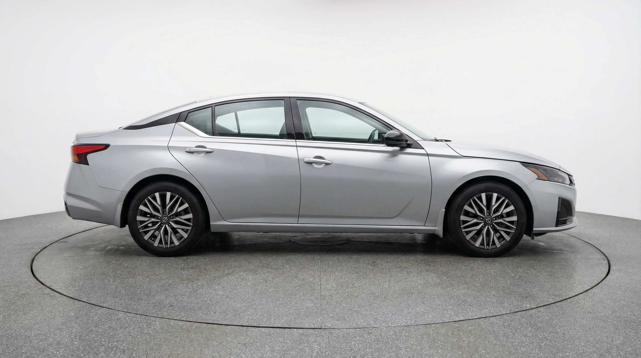 Thumbnail: 2025 Nissan Altima - 8