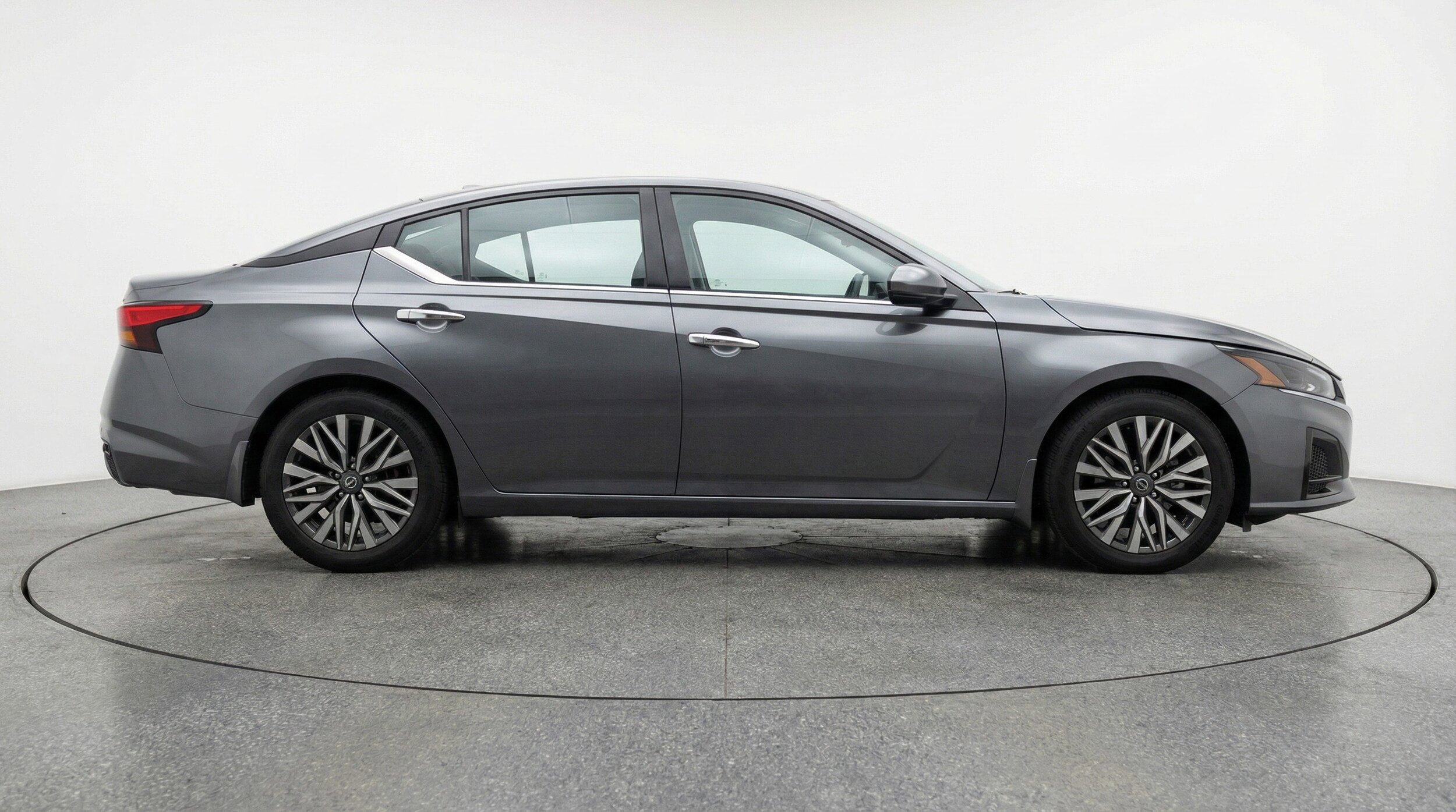 Thumbnail: 2025 Nissan Altima - 8