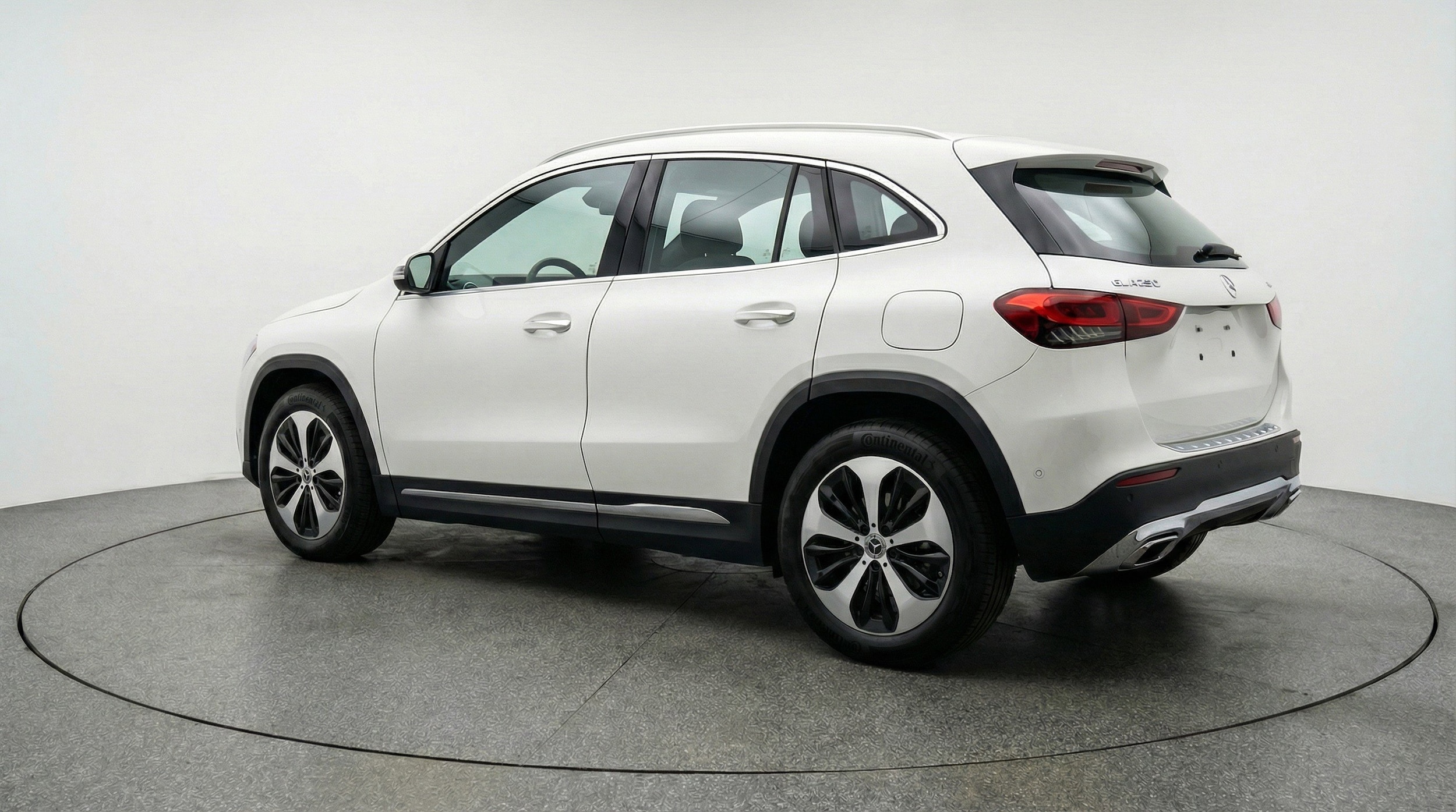 Thumbnail: 2025 Mercedes-Benz GLA - 6