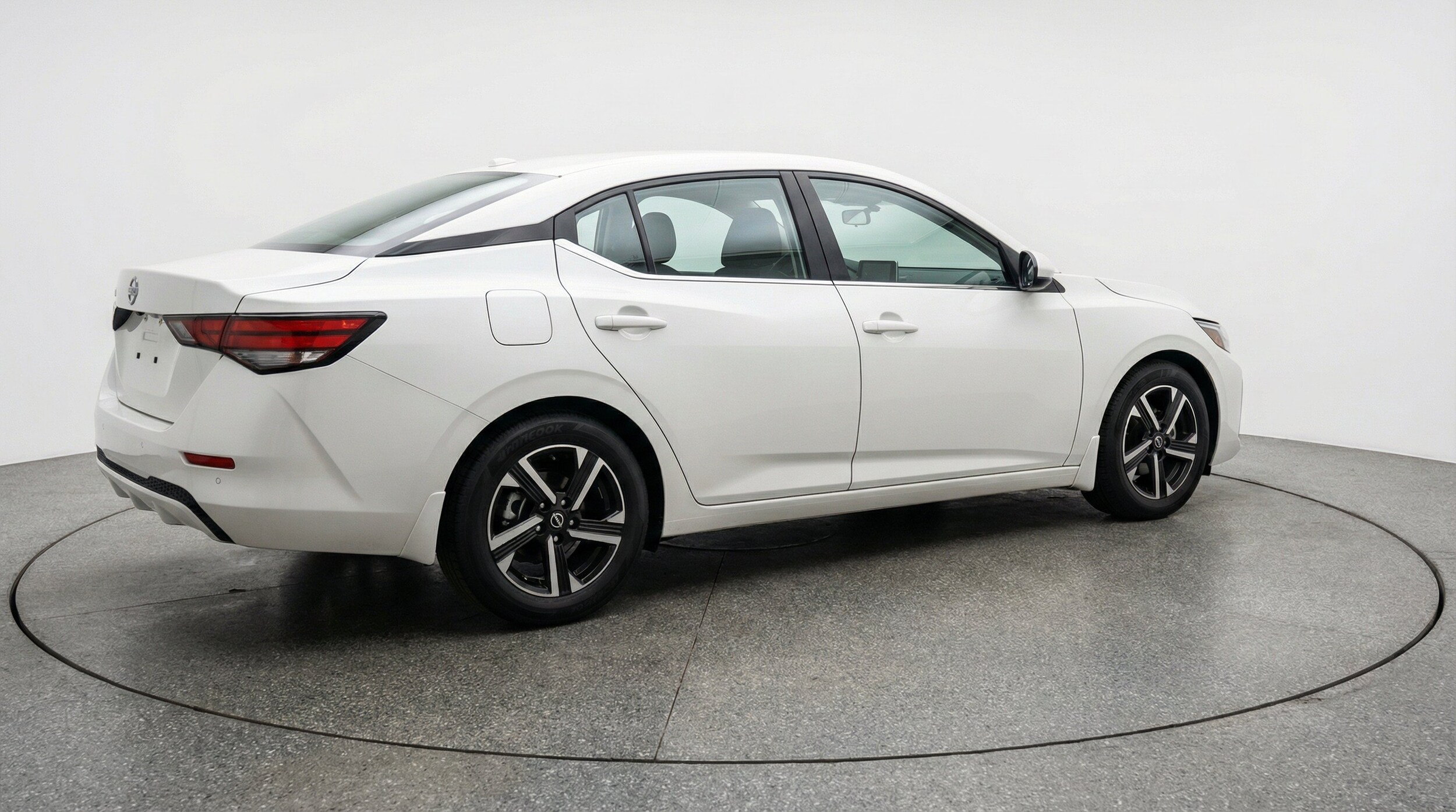Thumbnail: 2025 Nissan Sentra - 9