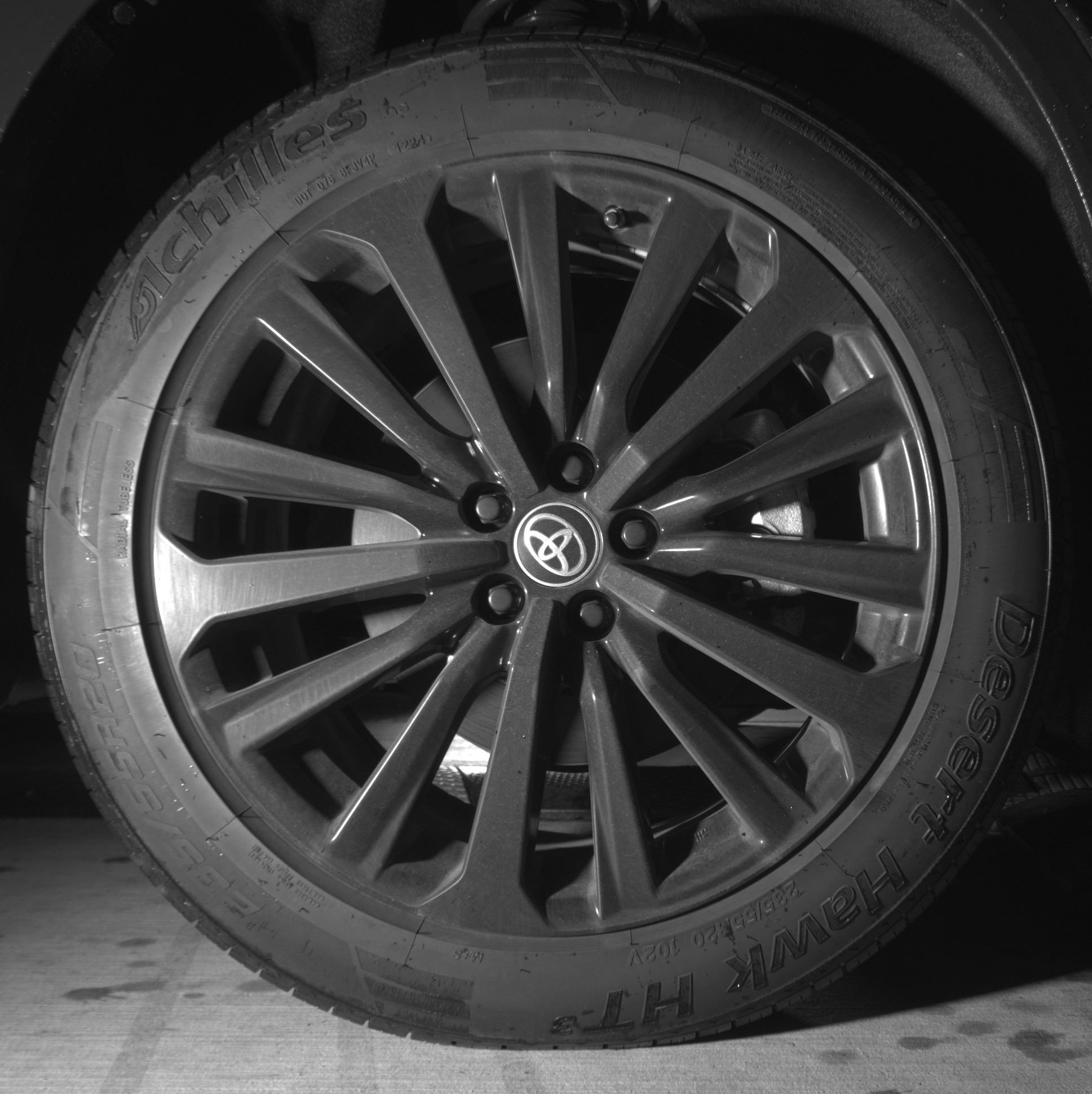 Thumbnail: 2024 Toyota Highlander - 13