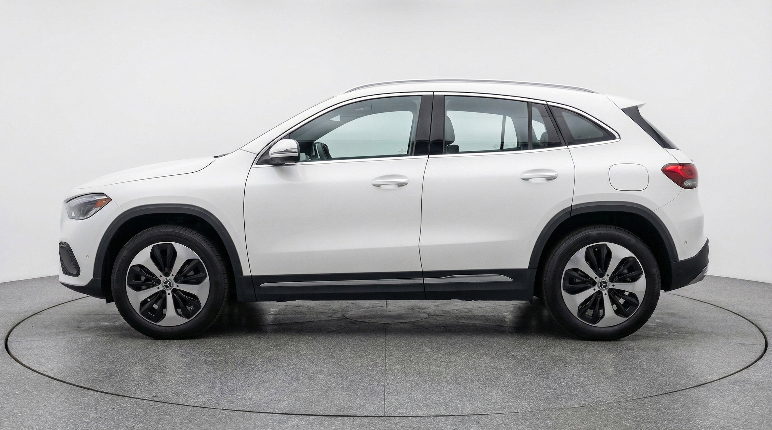 Thumbnail: 2025 Mercedes-Benz GLA - 5