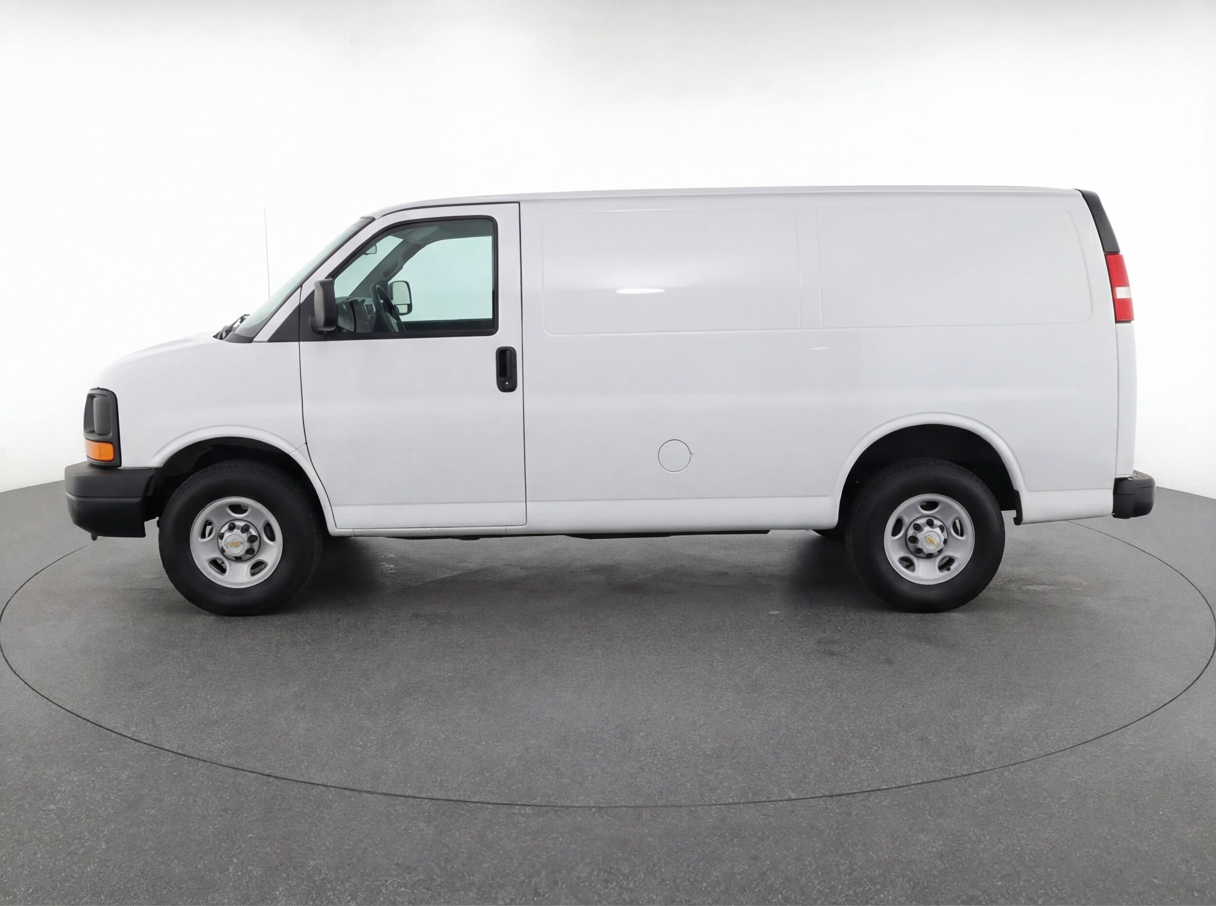 Thumbnail: 2025 Chevrolet Express - 5