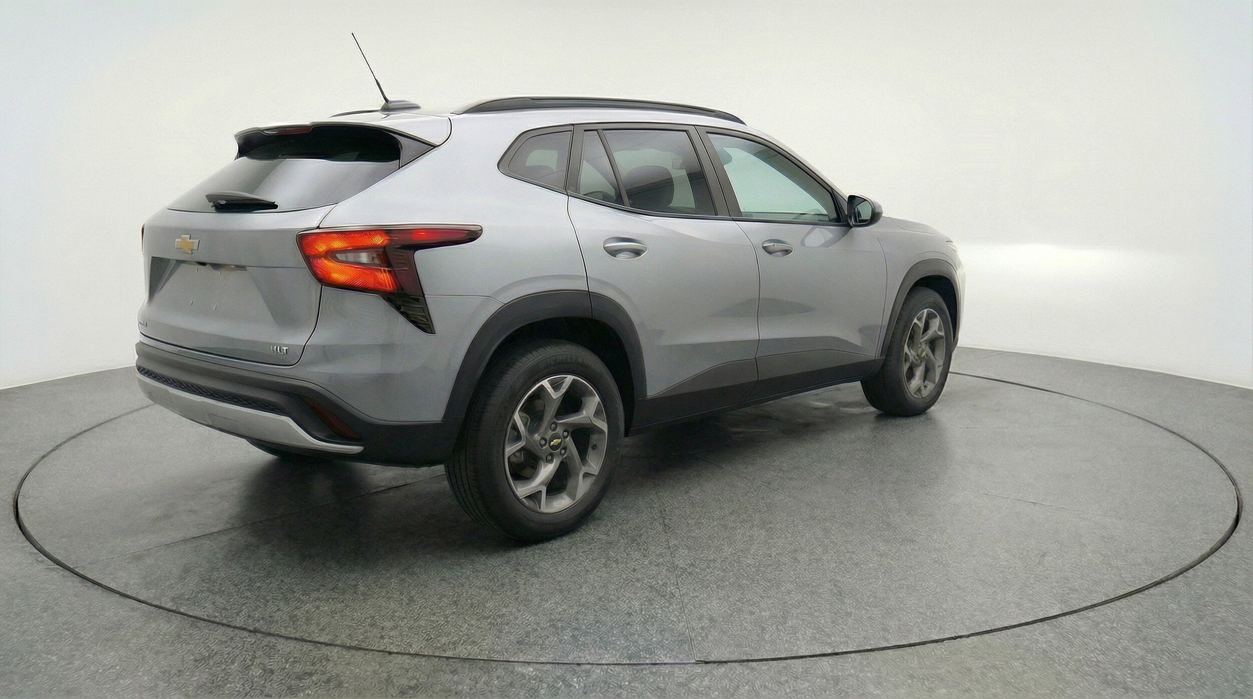 Thumbnail: 2025 Chevrolet Trax - 9