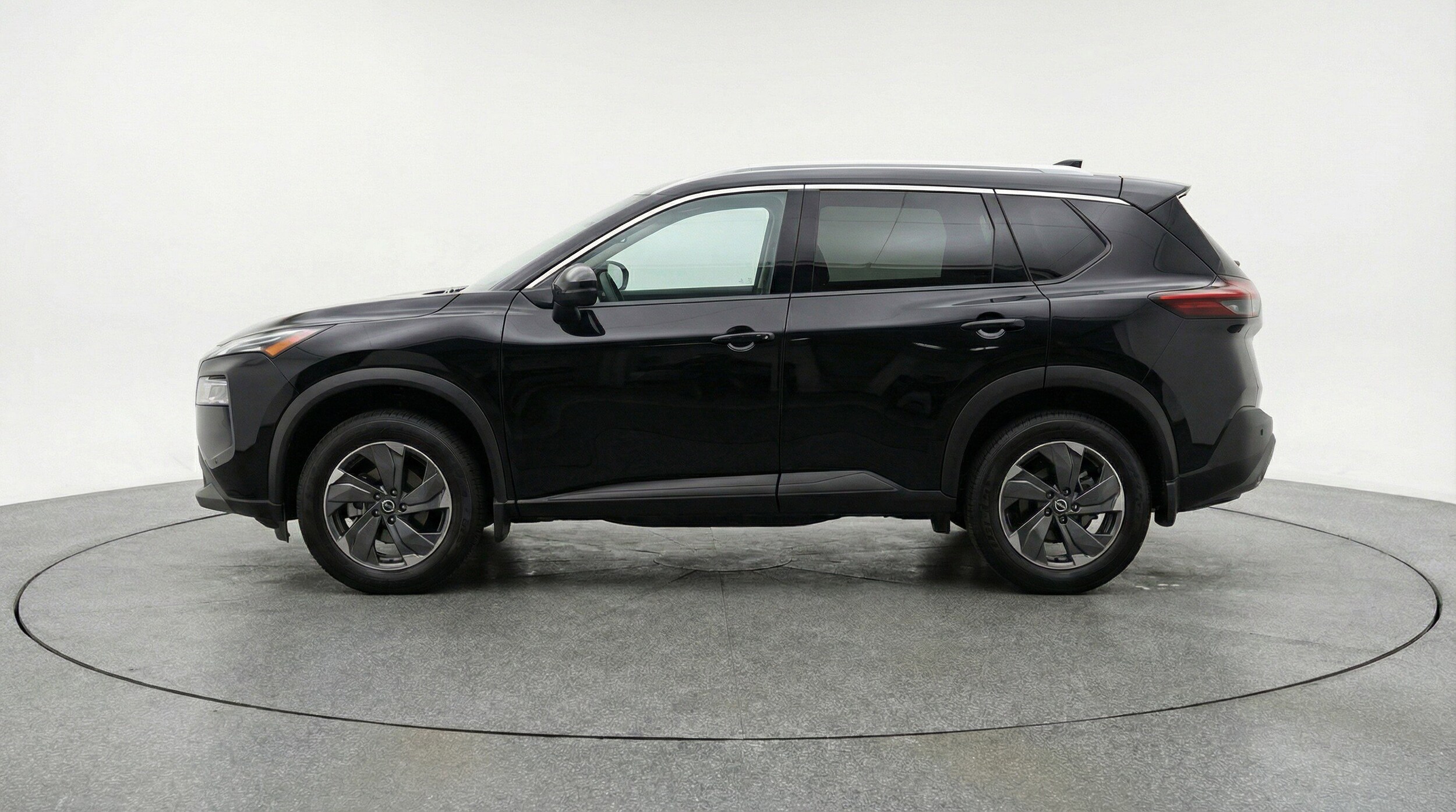 Thumbnail: 2025 Nissan Rogue - 5