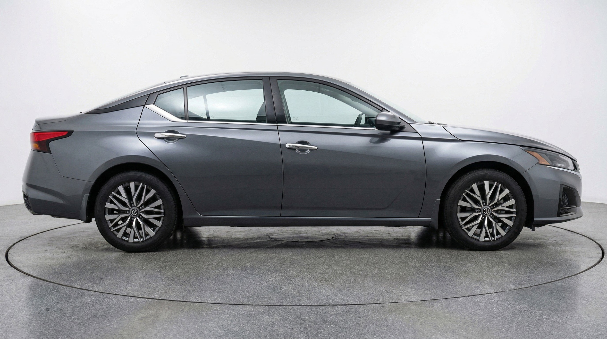 Thumbnail: 2025 Nissan Altima - 11