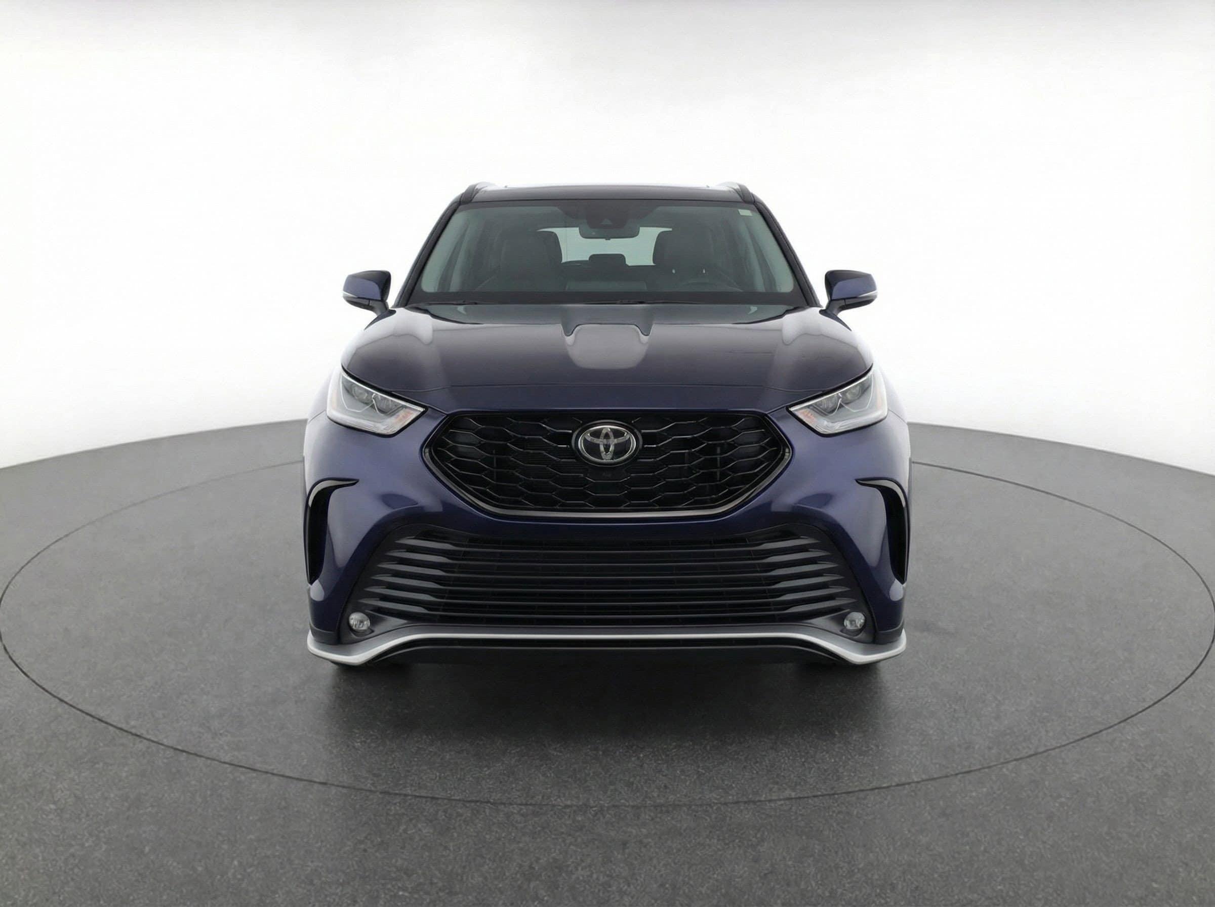 Thumbnail: 2024 Toyota Highlander - 2