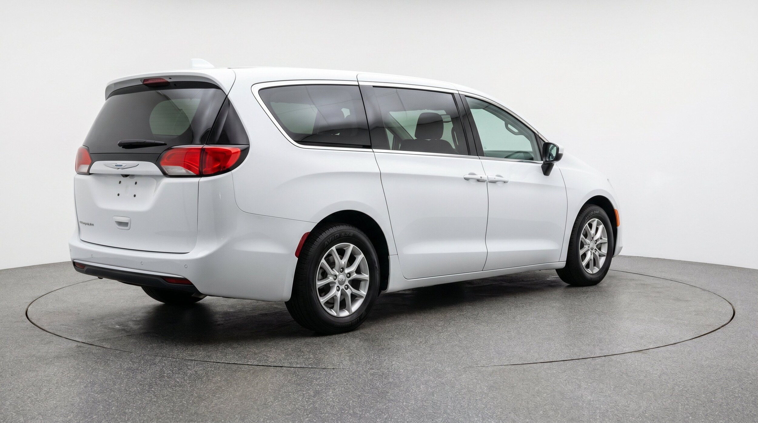 Thumbnail: 2024 Chrysler Voyager - 9
