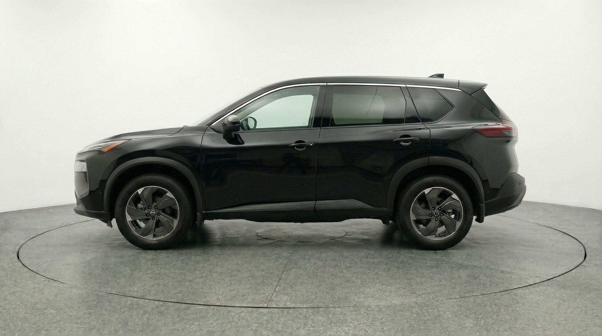 Thumbnail: 2025 Nissan Rogue - 4