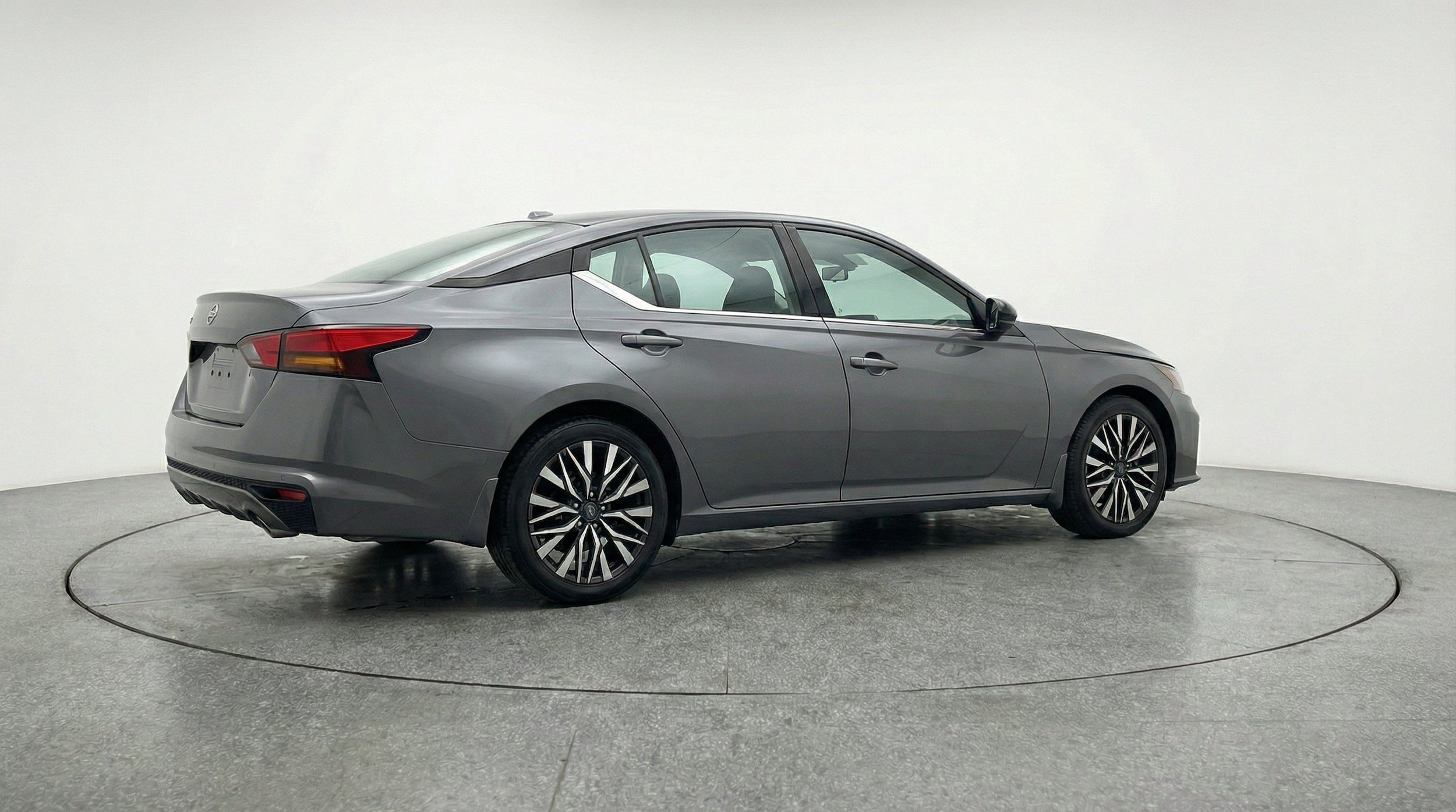 Thumbnail: 2025 Nissan Altima - 9
