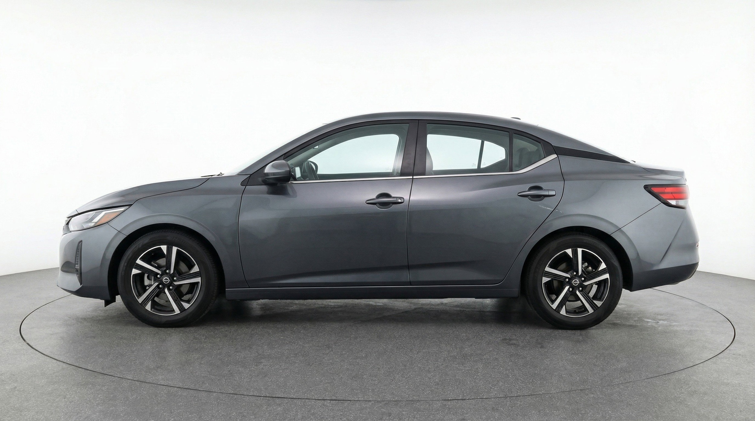 Thumbnail: 2025 Nissan Sentra - 5