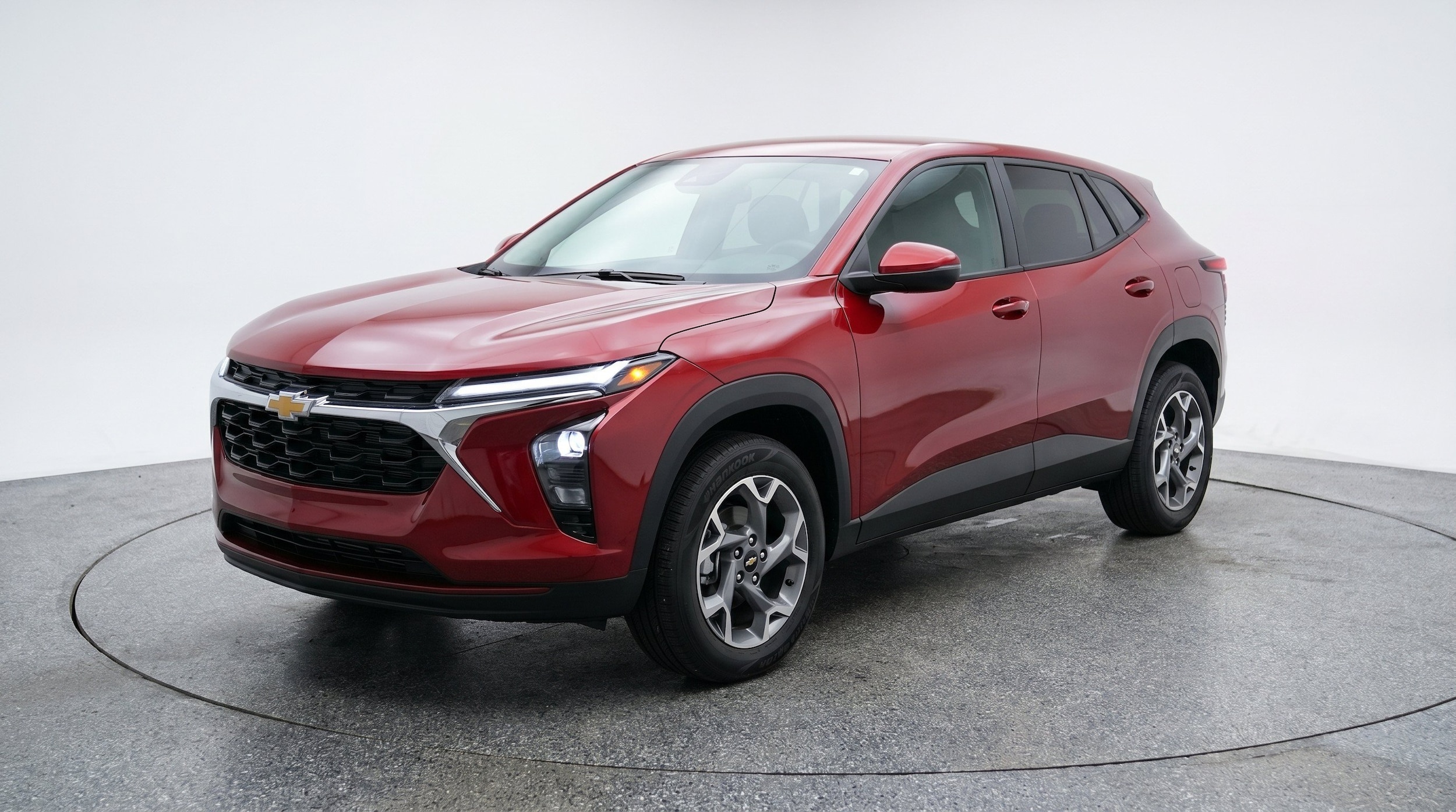 Thumbnail: 2025 Chevrolet Trax - 3