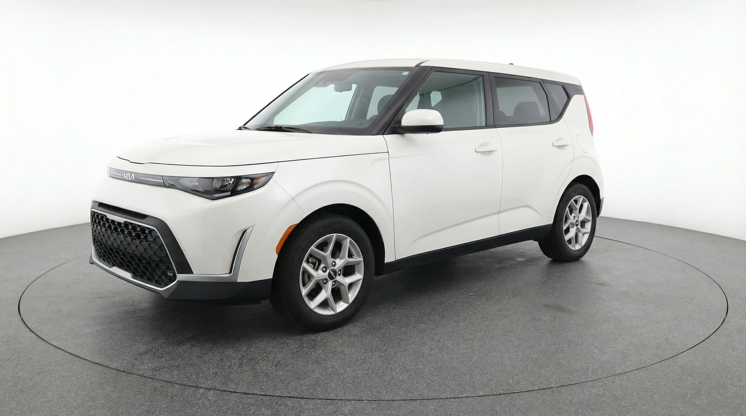 Thumbnail: 2025 Kia Soul - 3