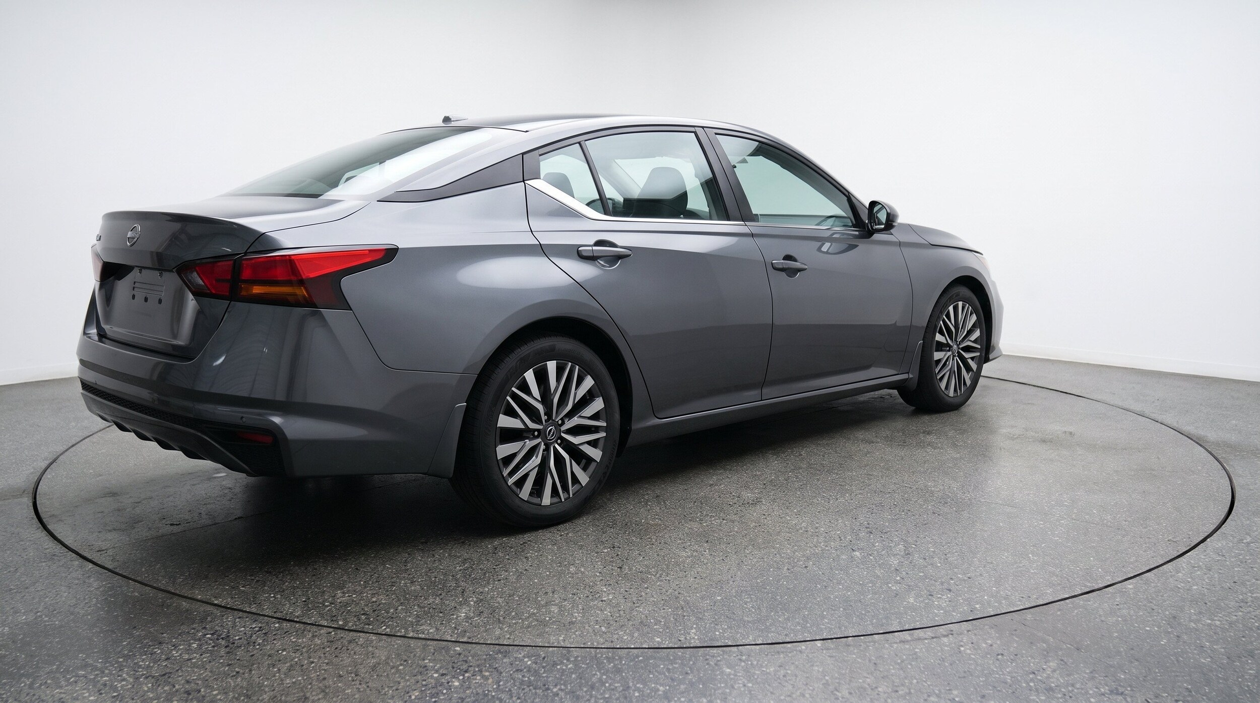 Thumbnail: 2025 Nissan Altima - 9