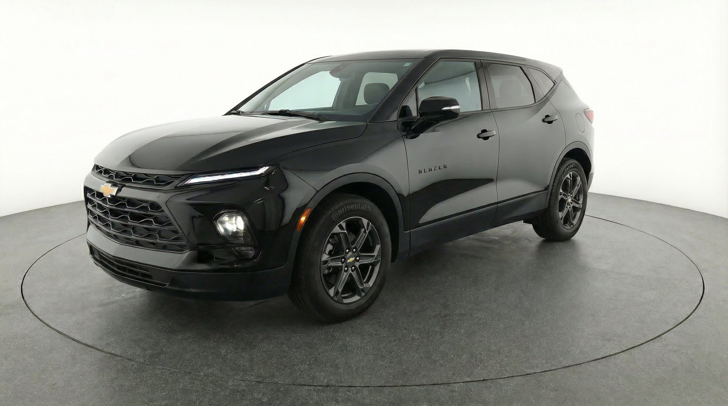 Thumbnail: 2025 Chevrolet Blazer - 3