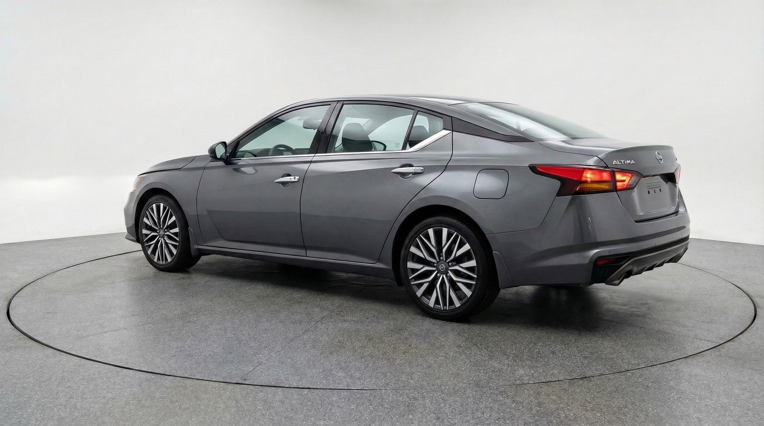 Thumbnail: 2025 Nissan Altima - 6