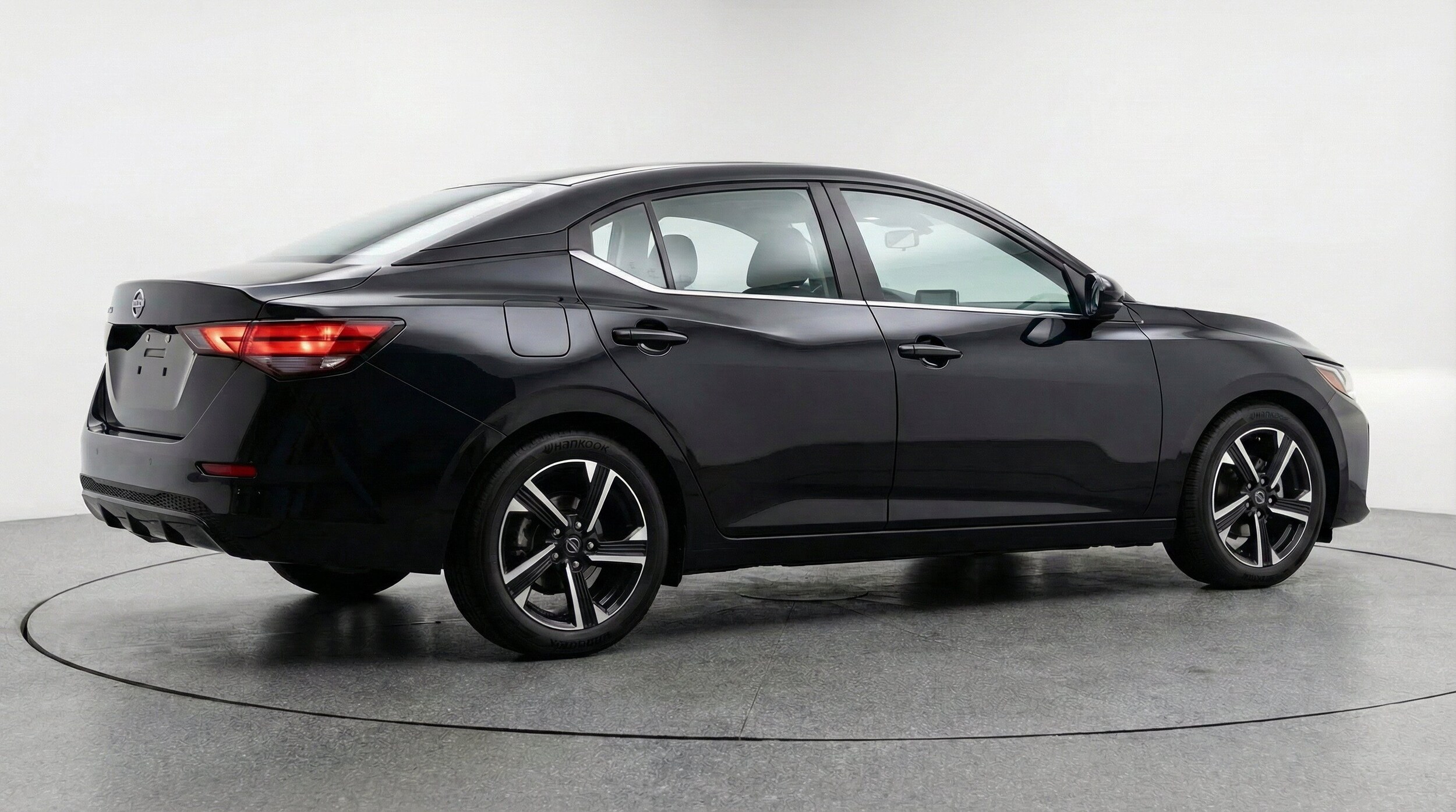 Thumbnail: 2025 Nissan Sentra - 9