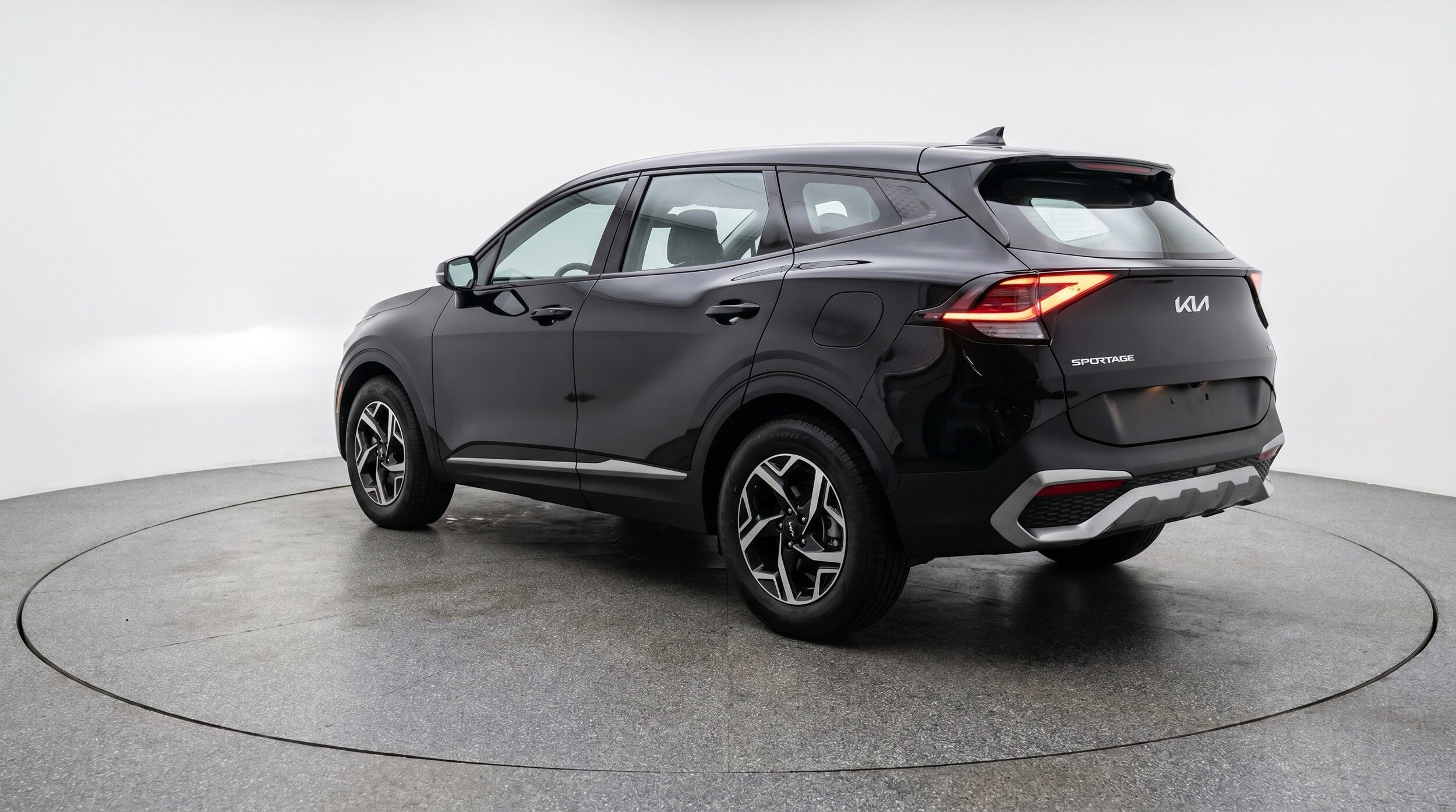 Thumbnail: 2025 Kia Sportage - 6