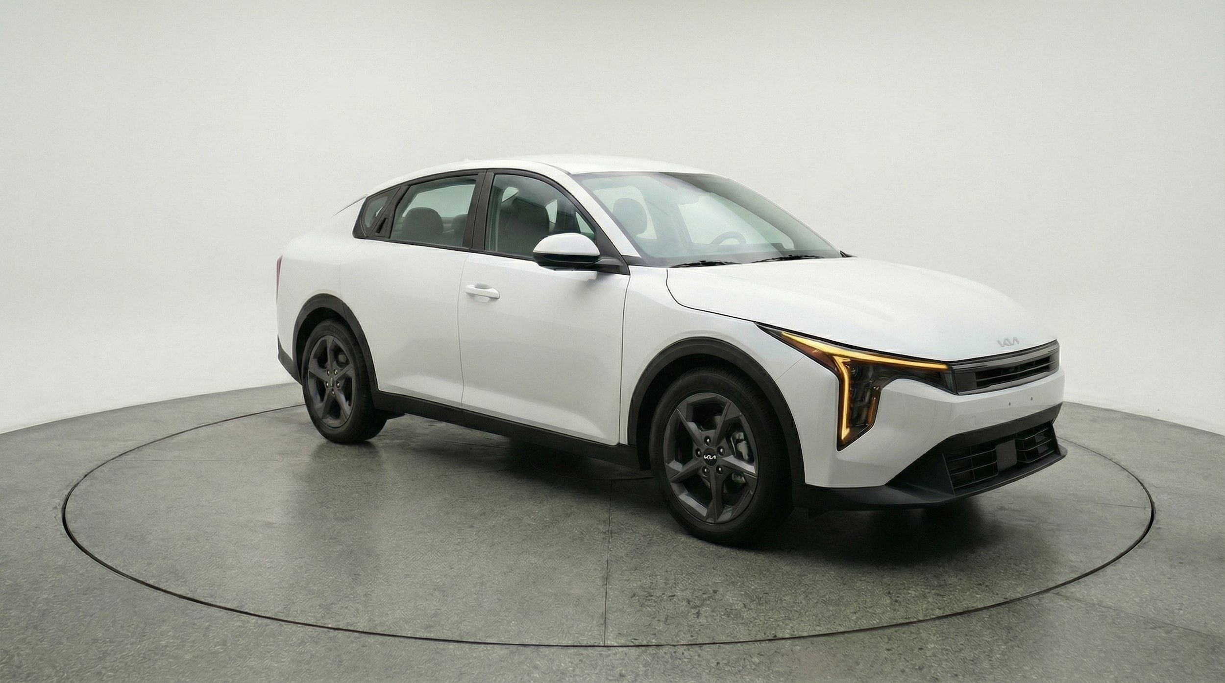 Thumbnail: 2025 Kia K4 - 1