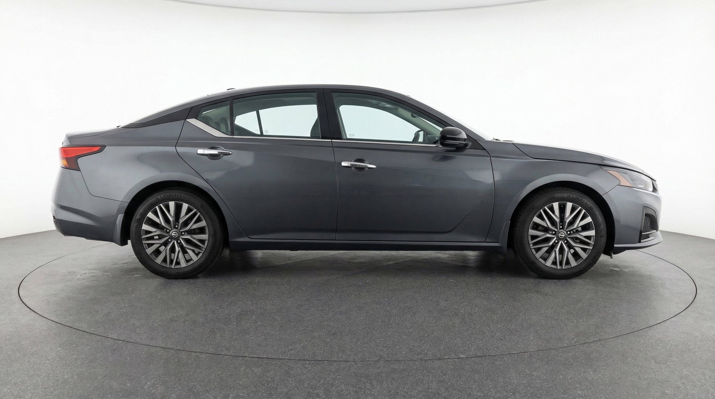 Thumbnail: 2025 Nissan Altima - 11