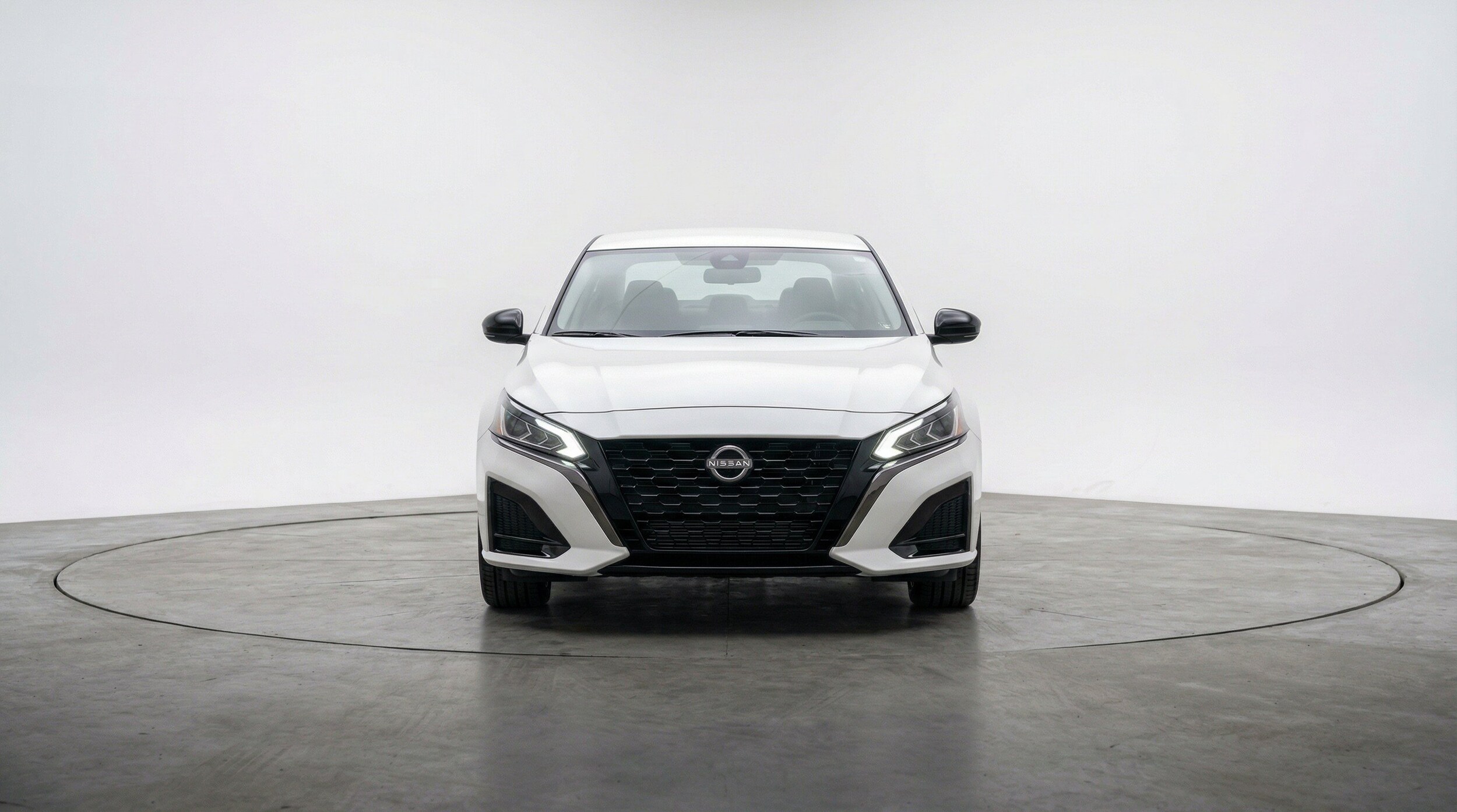 Thumbnail: 2025 Nissan Altima - 2