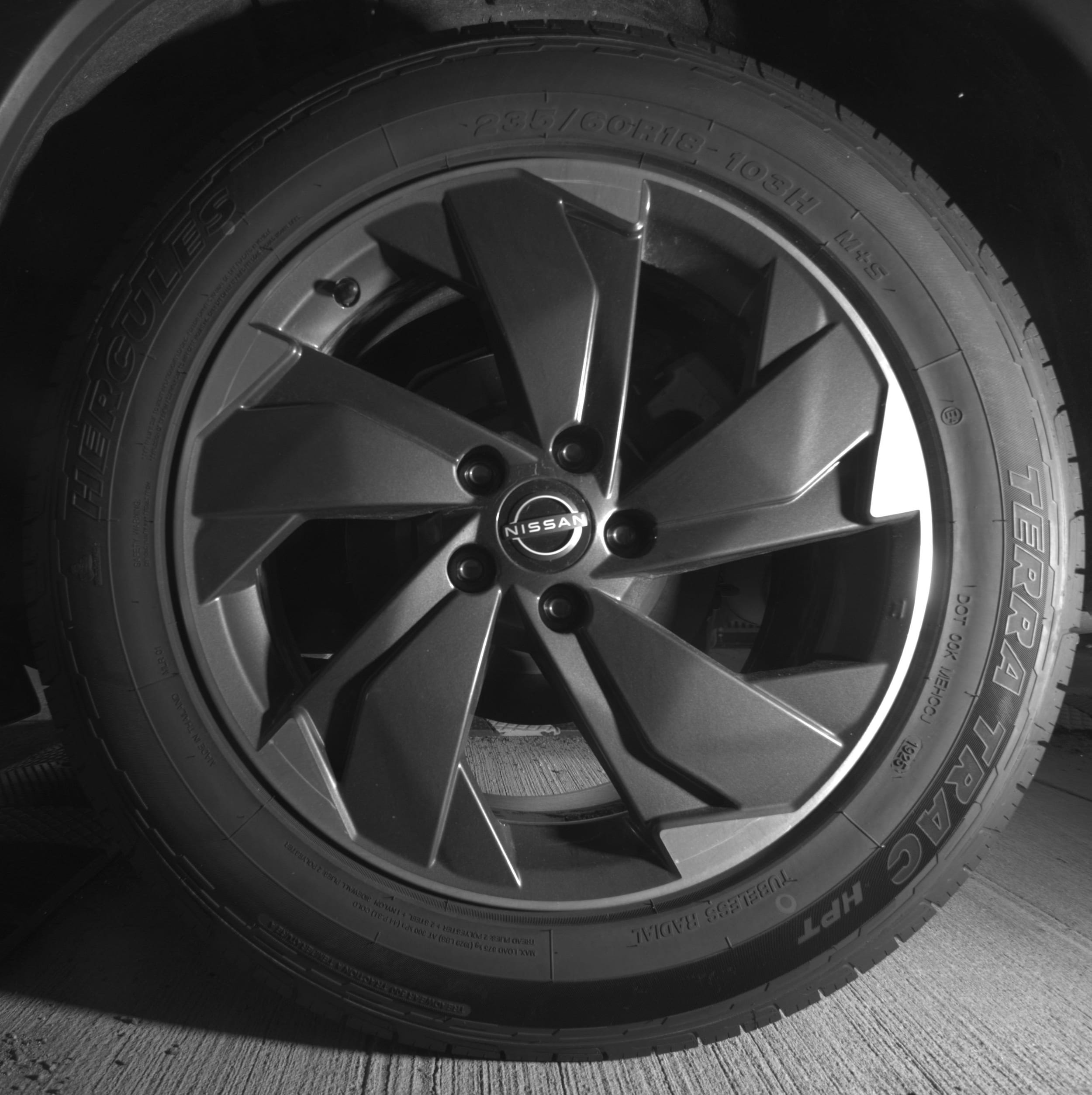 Thumbnail: 2025 Nissan Rogue - 14