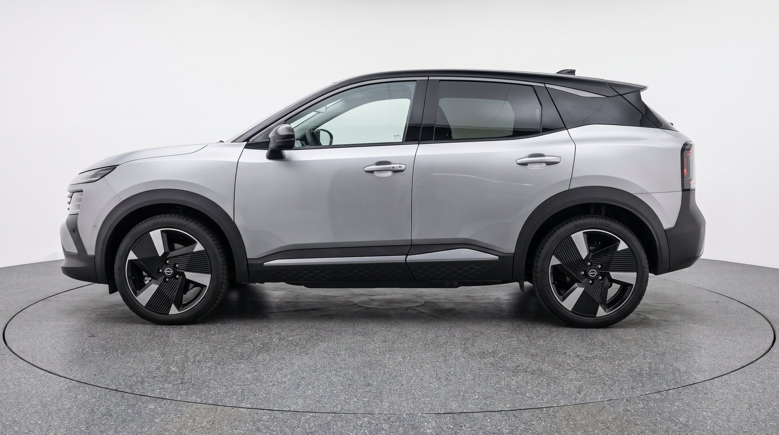 Thumbnail: 2026 Nissan Kicks - 5