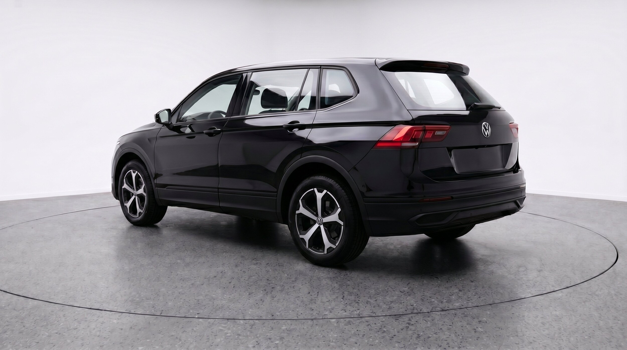 Thumbnail: 2026 Volkswagen Tiguan - 6