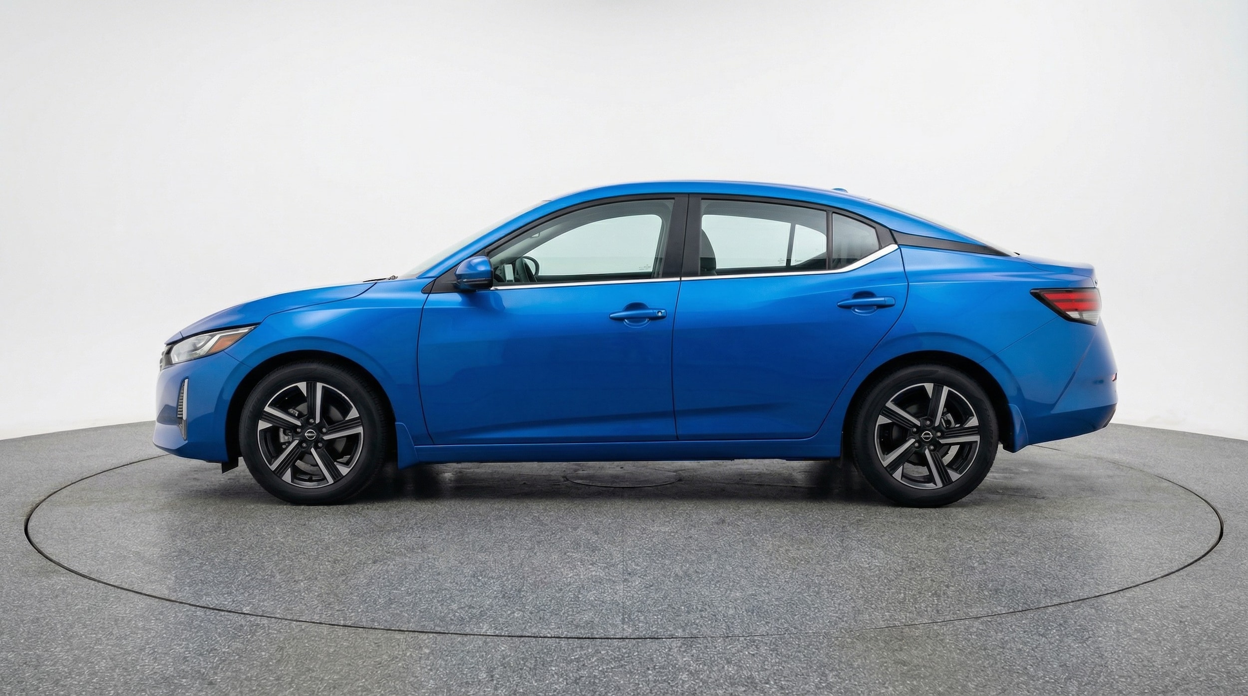 Thumbnail: 2025 Nissan Sentra - 4