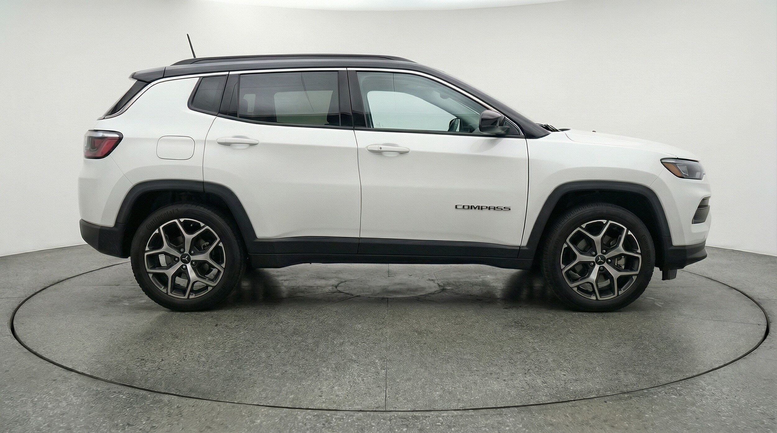 Thumbnail: 2025 Jeep Compass - 8