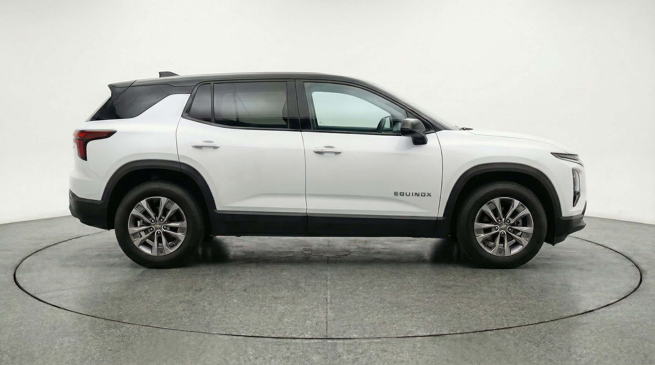 Thumbnail: 2025 Chevrolet Equinox - 8