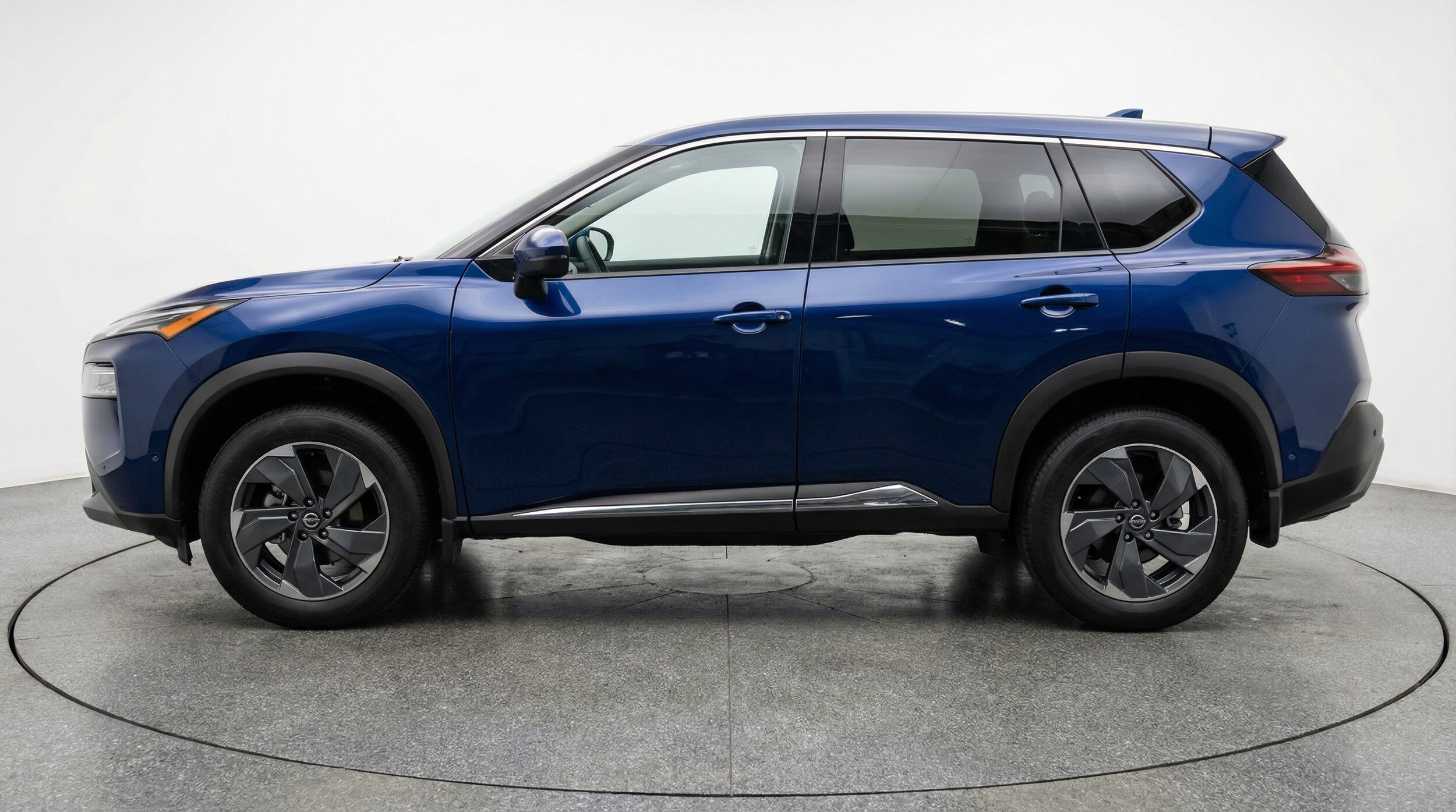 Thumbnail: 2025 Nissan Rogue - 4