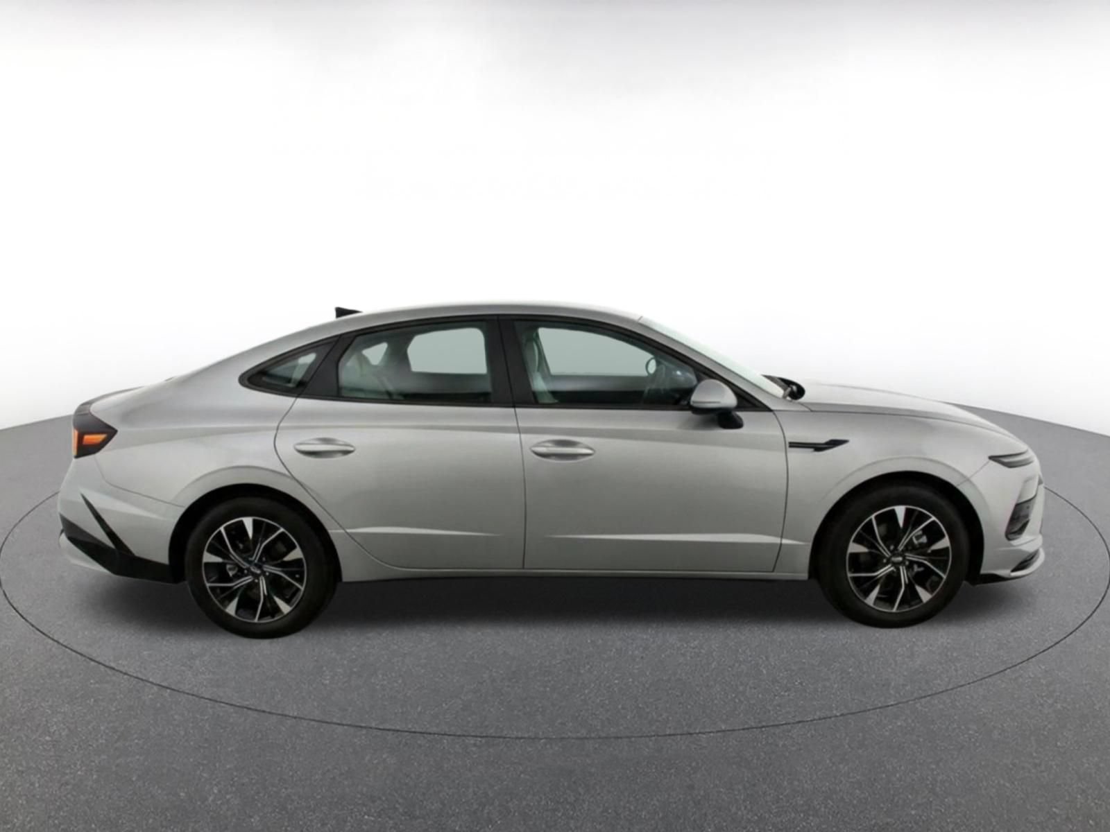Thumbnail: 2025 Hyundai Sonata - 11