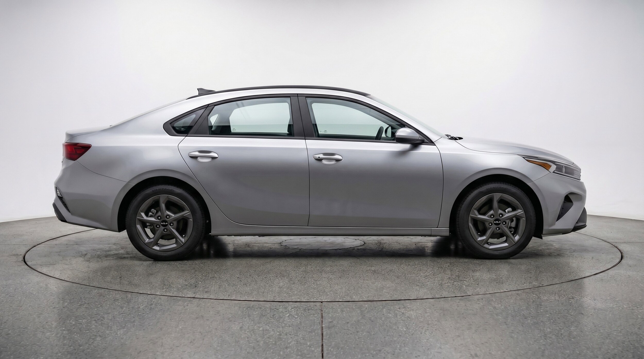 Thumbnail: 2025 Kia K4 - 11