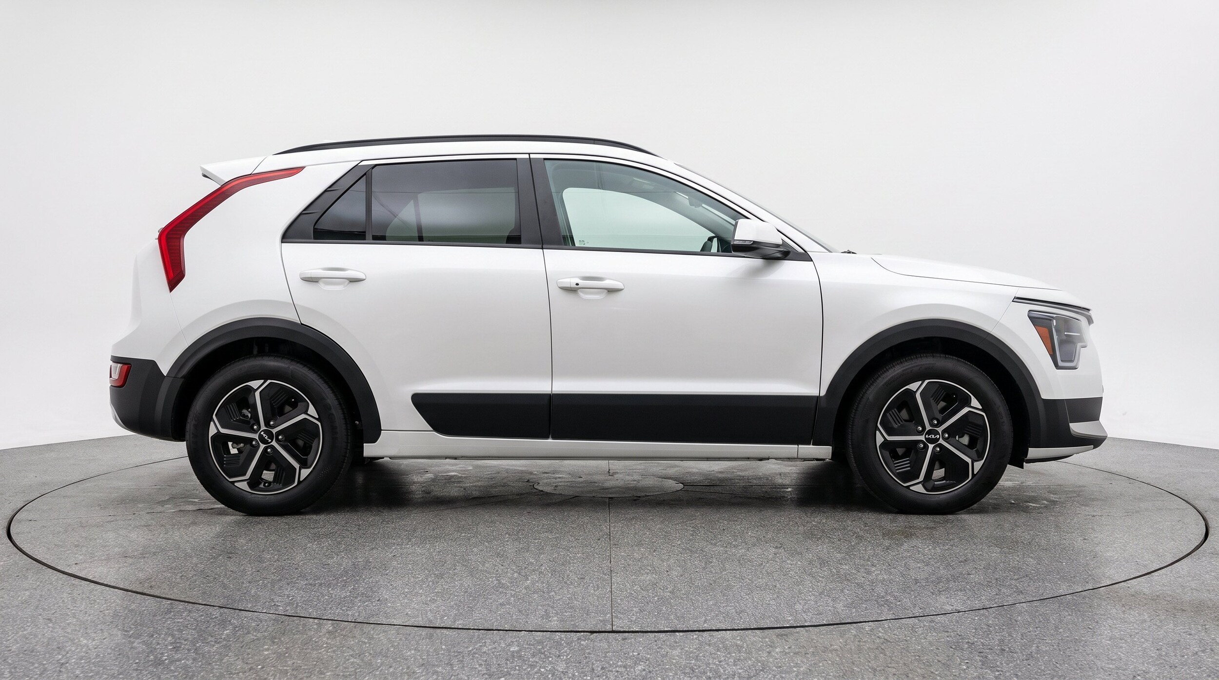 Thumbnail: 2026 Kia Niro - 11