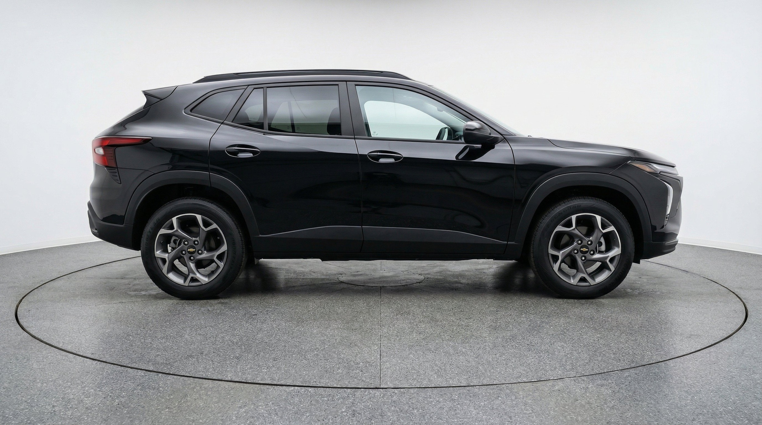 Thumbnail: 2025 Chevrolet Trax - 11