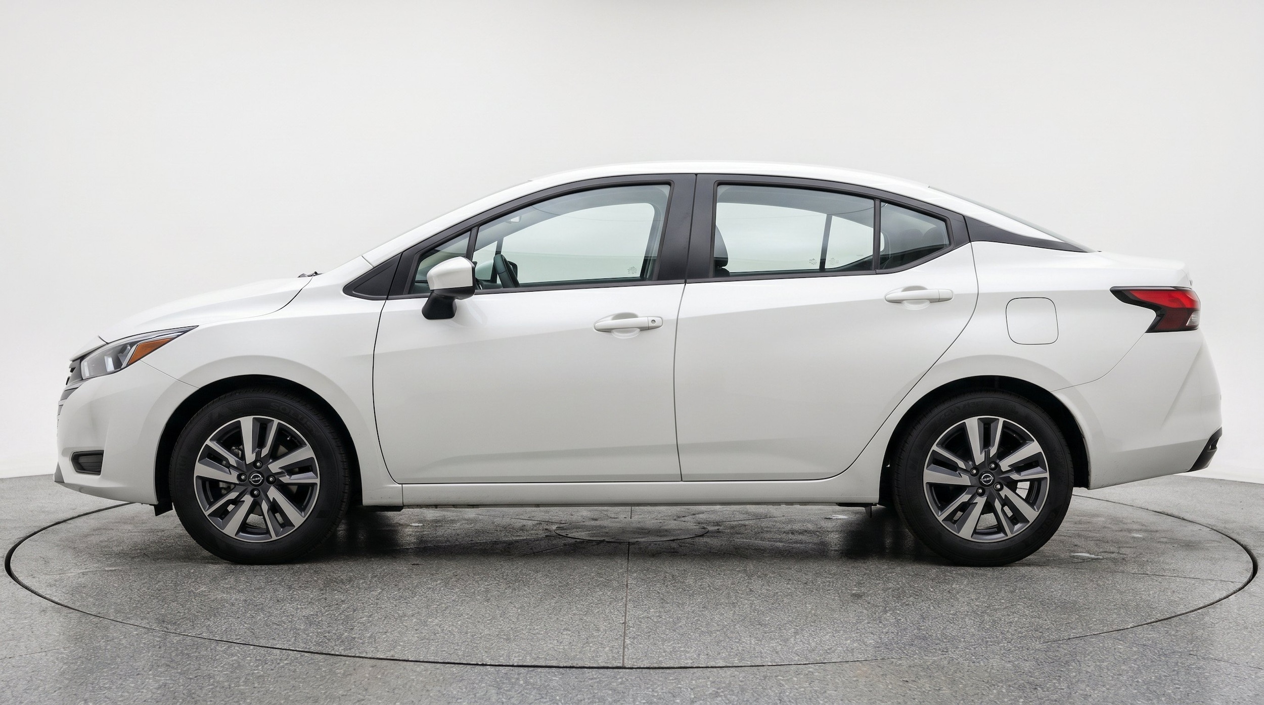 Thumbnail: 2025 Nissan Versa - 5