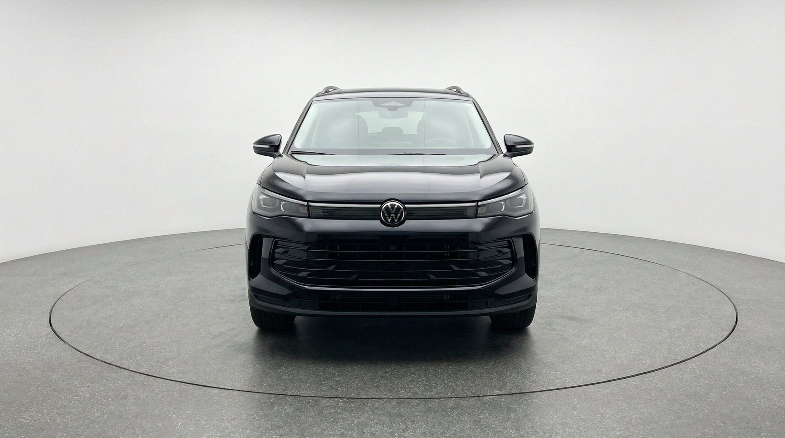 Thumbnail: 2026 Volkswagen Tiguan - 2