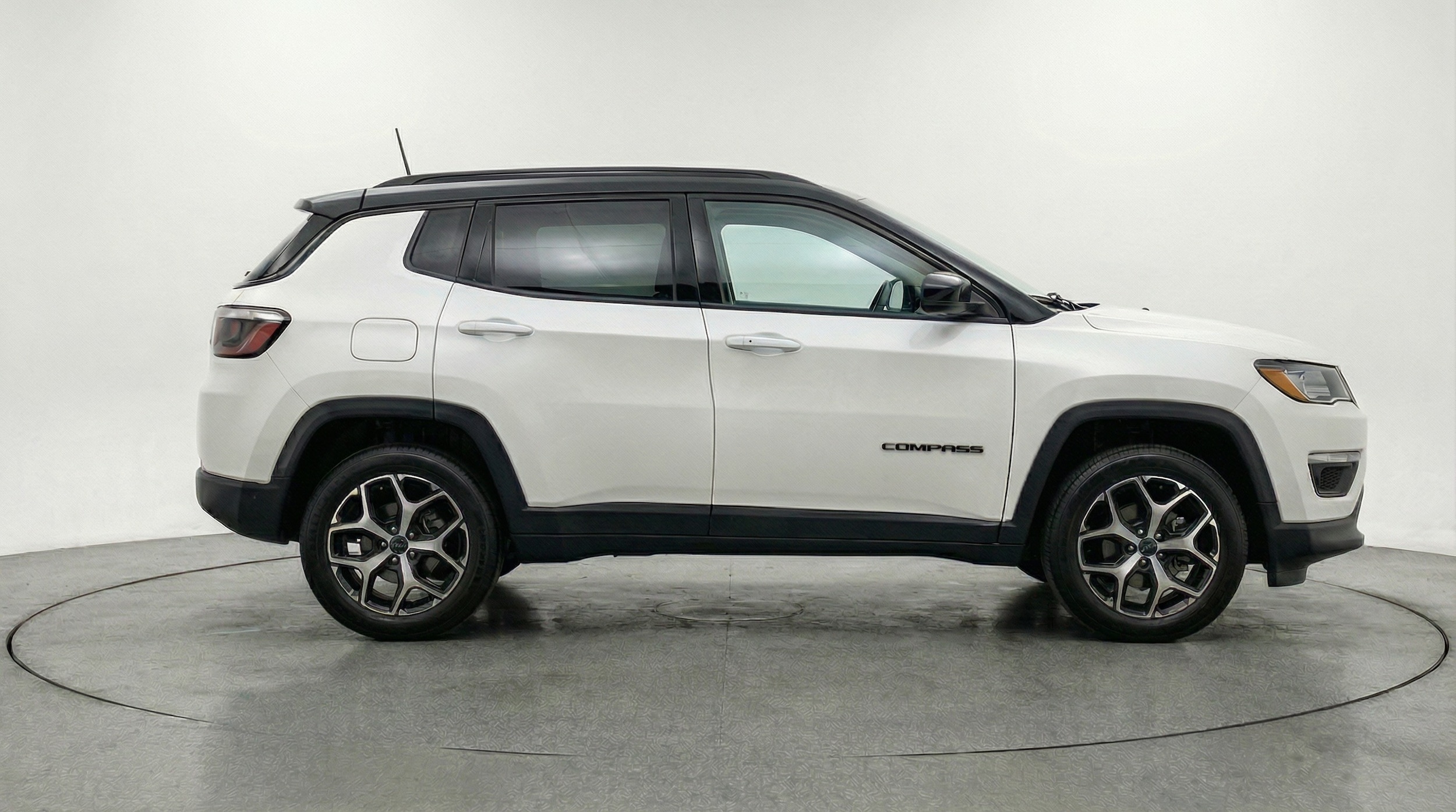 Thumbnail: 2025 Jeep Compass - 8